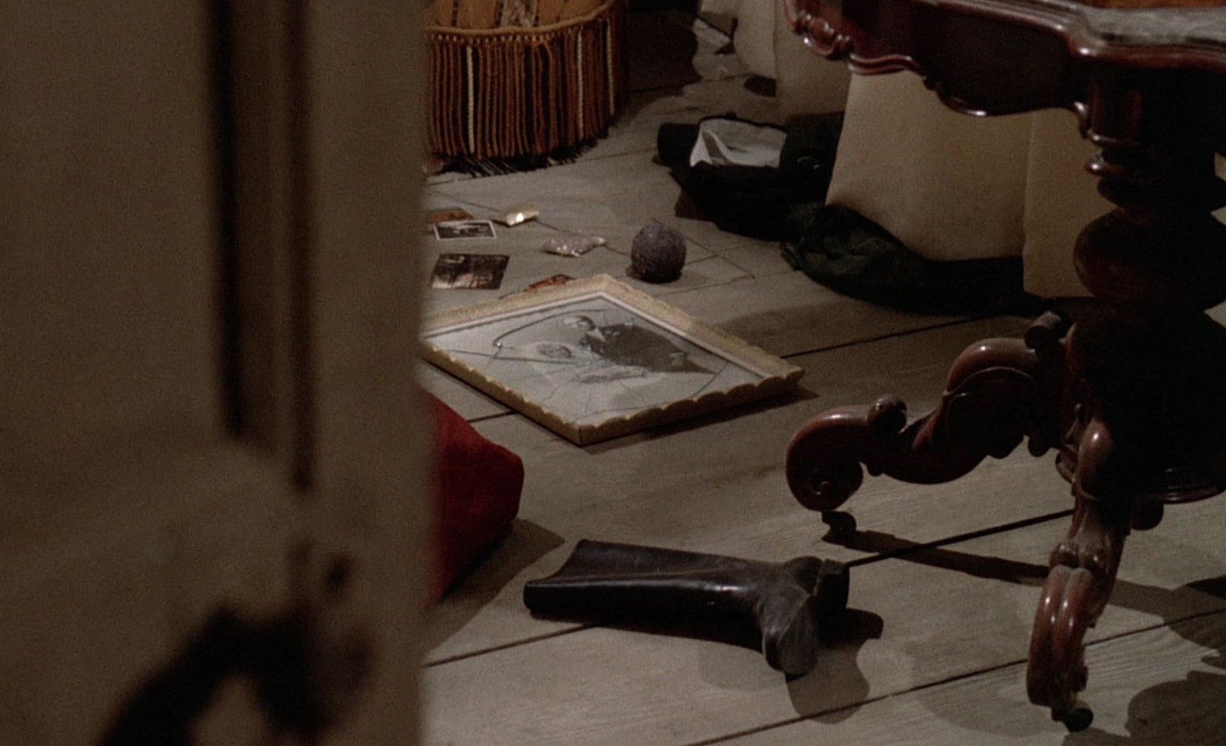 La horse (1970) —  shot,  lighting