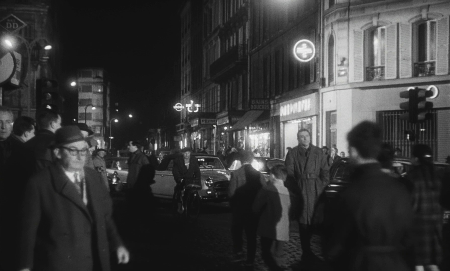 Le monte-charge (1962) —  shot,  lighting