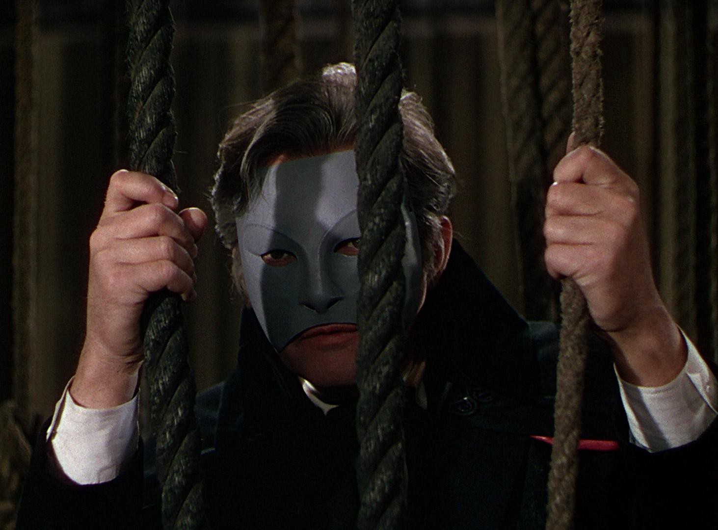 Phantom of the Opera (1943) —  shot,  lighting