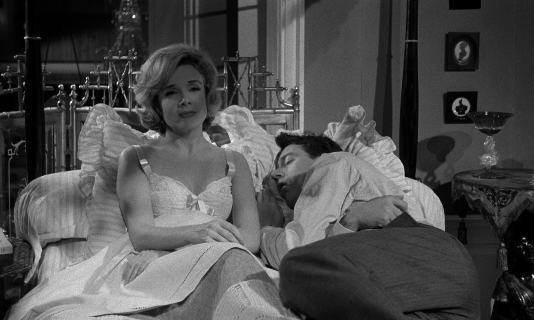 Five Day Lover (1961) —  shot,  lighting