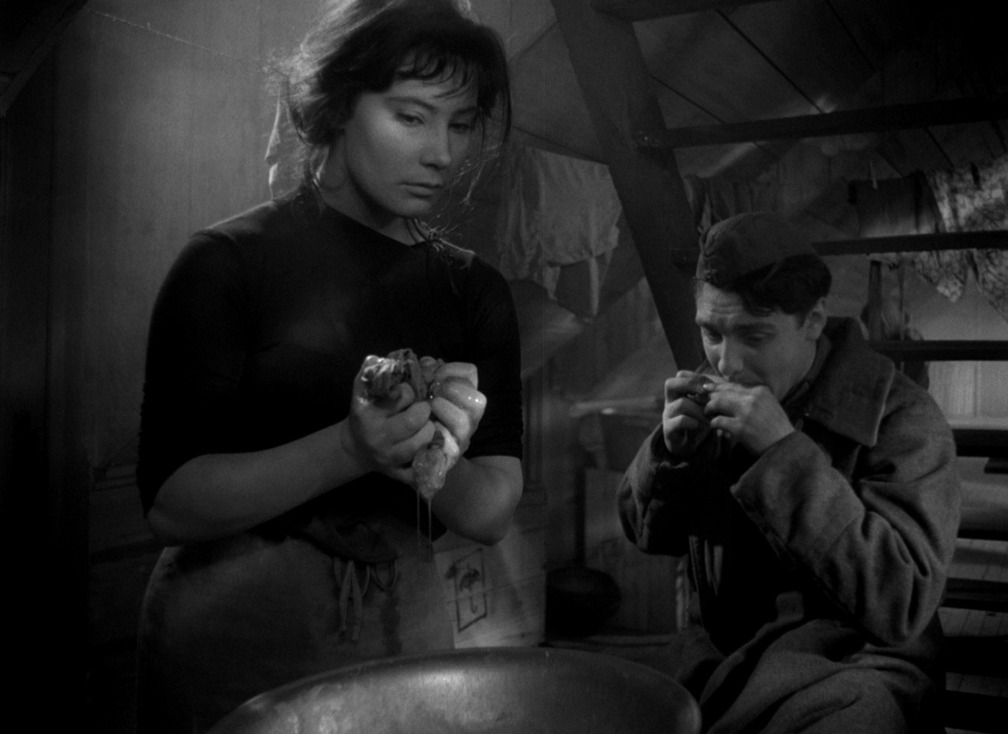 The Cranes Are Flying (1957) —  shot,  lighting