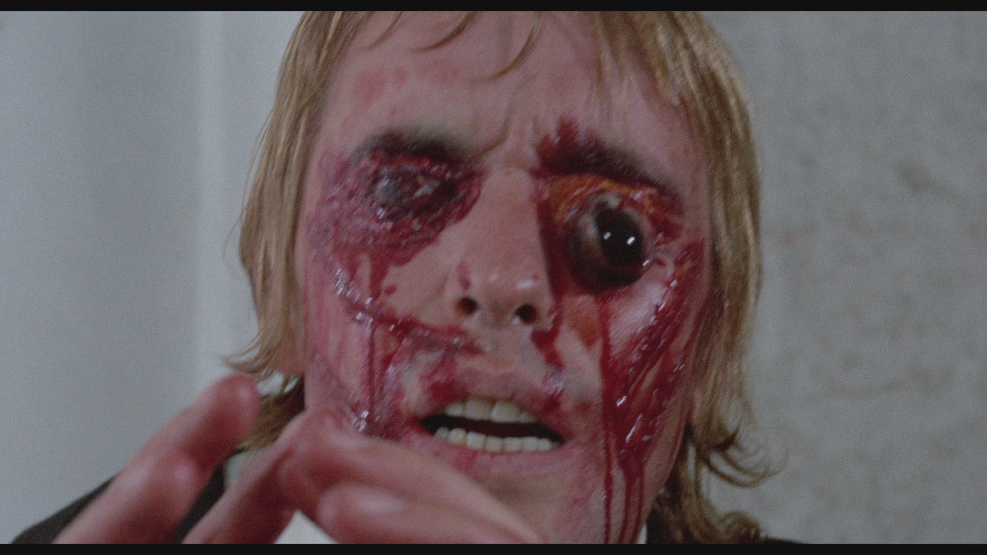 Death Smiles on a Murderer (1973) —  shot,  lighting