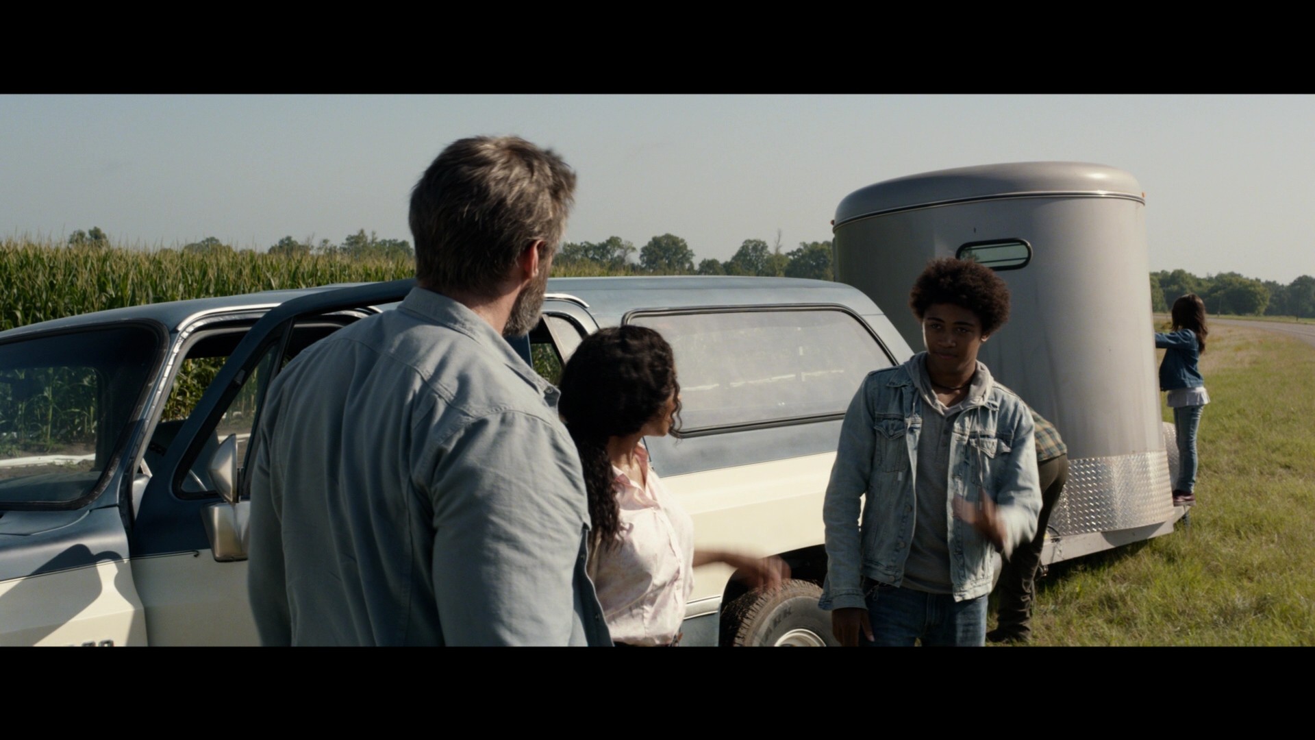 Logan (2017) —  shot,  lighting