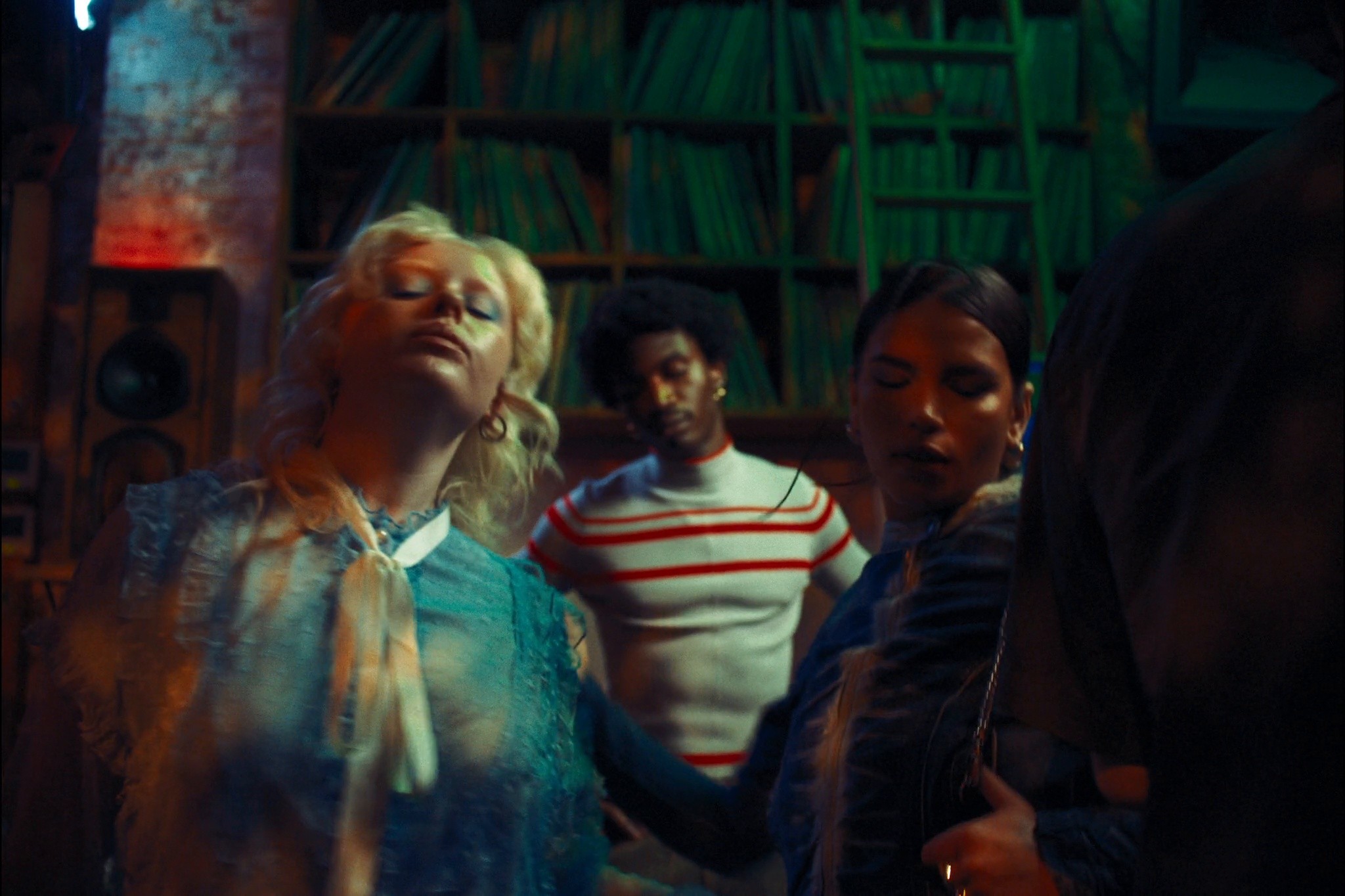 SCHUH AW24 | Dir. Claudius Ricketts (2024) —  shot,  lighting