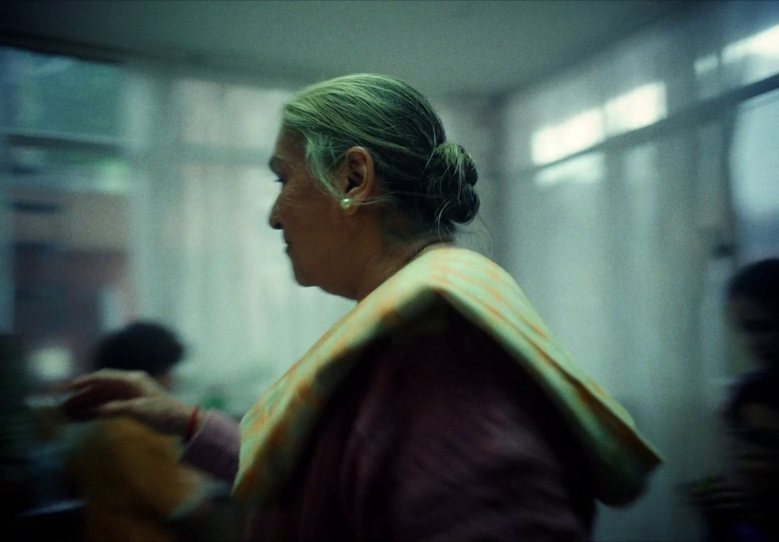 Expedia - Super Abuelita (2024) —  shot,  lighting