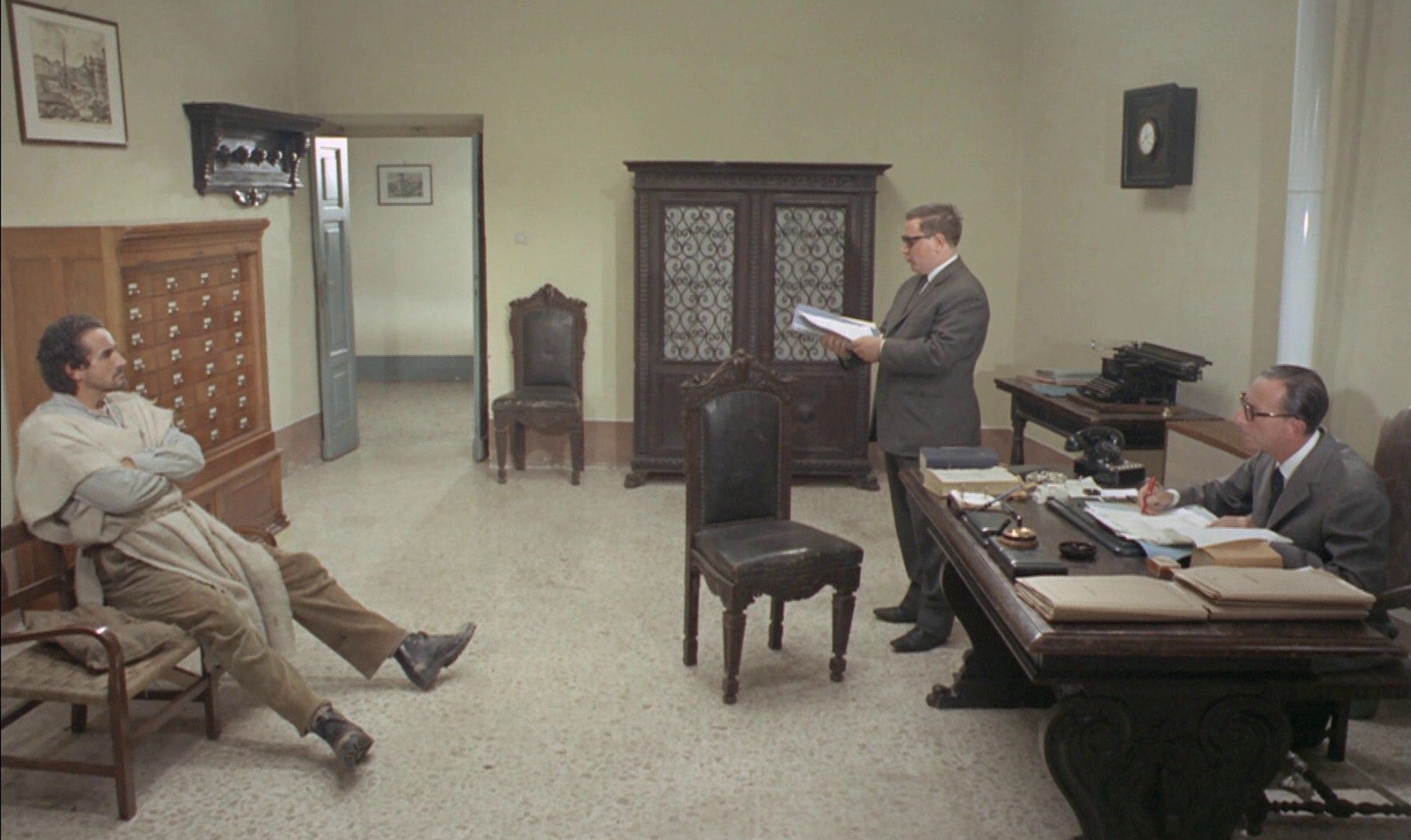 Mr. Kinky (1968) —  shot,  lighting