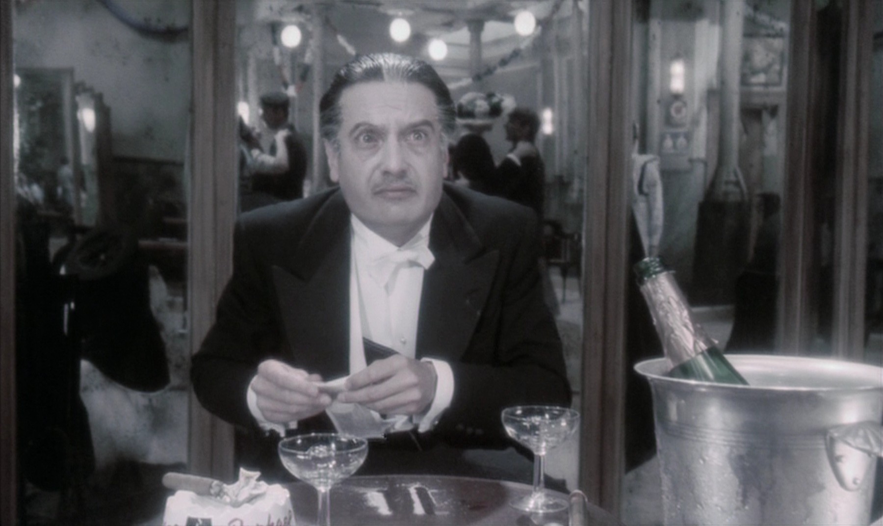 Le bal (1983) —  shot,  lighting