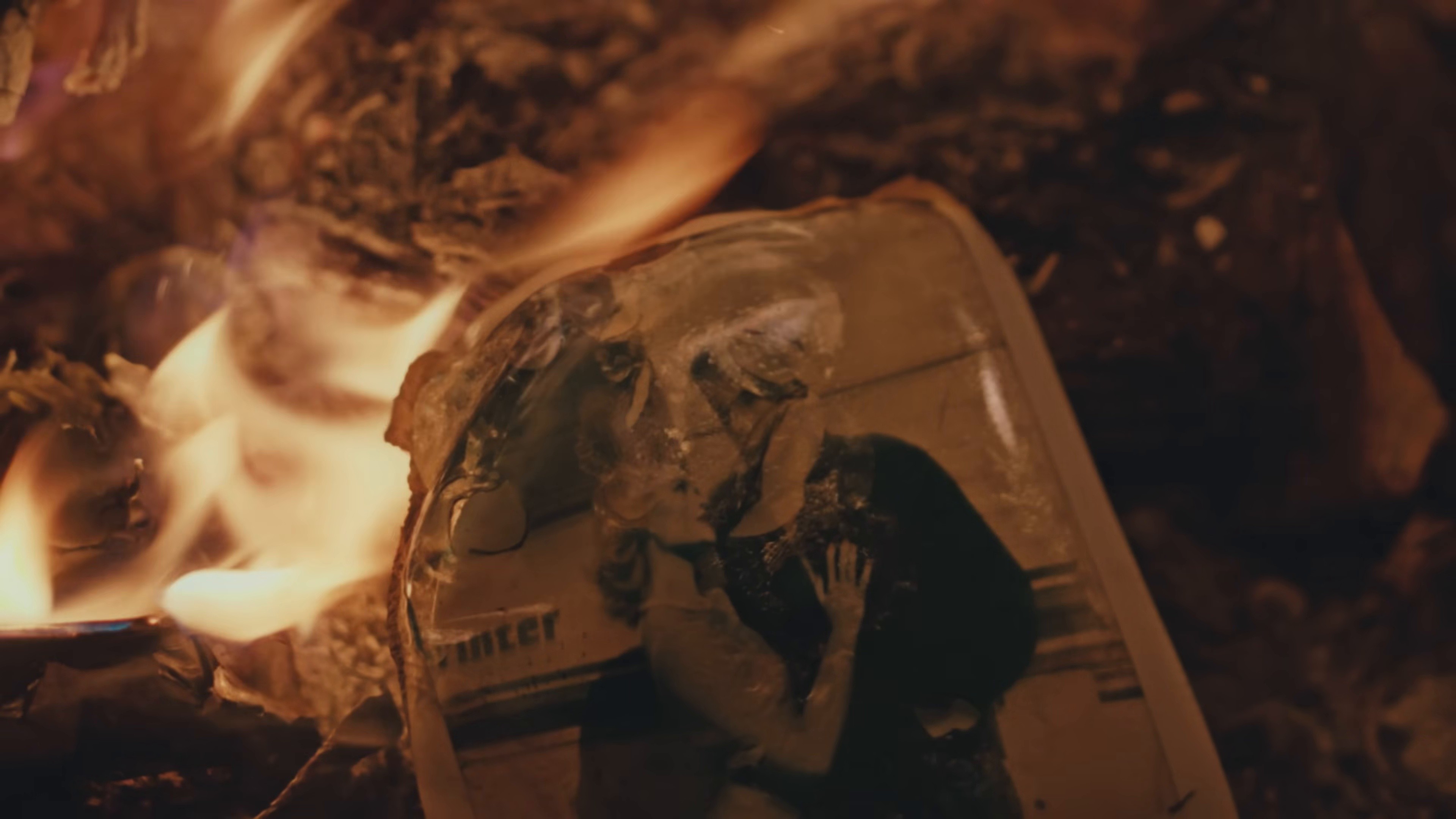 500 Palabras (2025) —  shot,  lighting