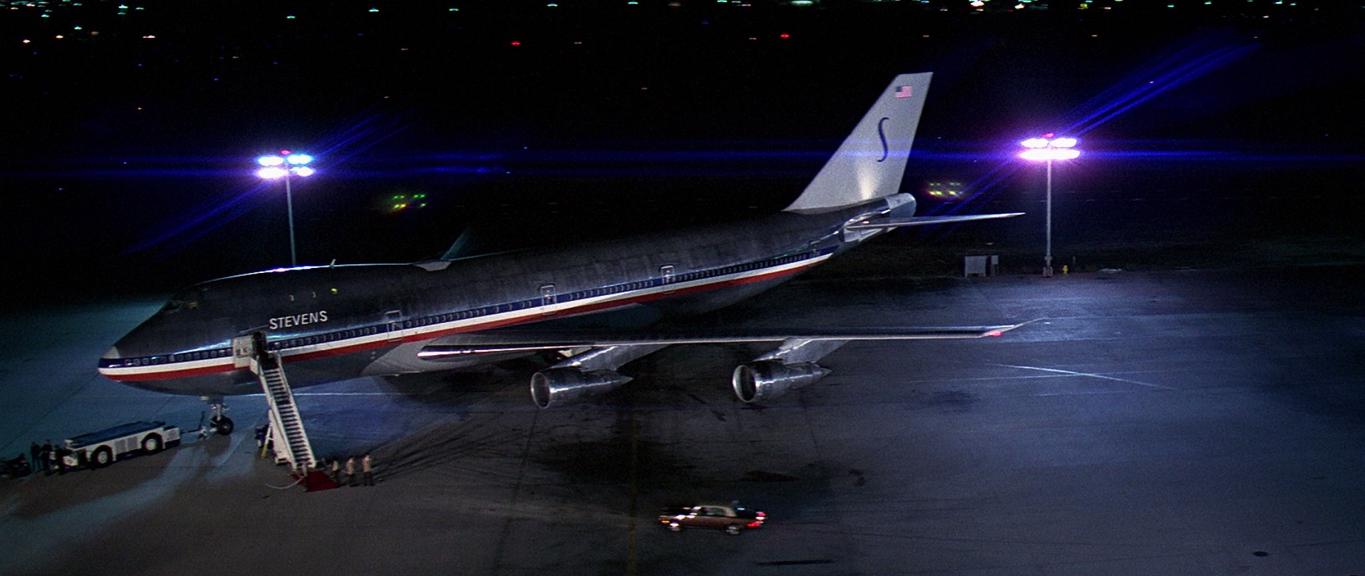 Airport '77 (1977) —  shot,  lighting