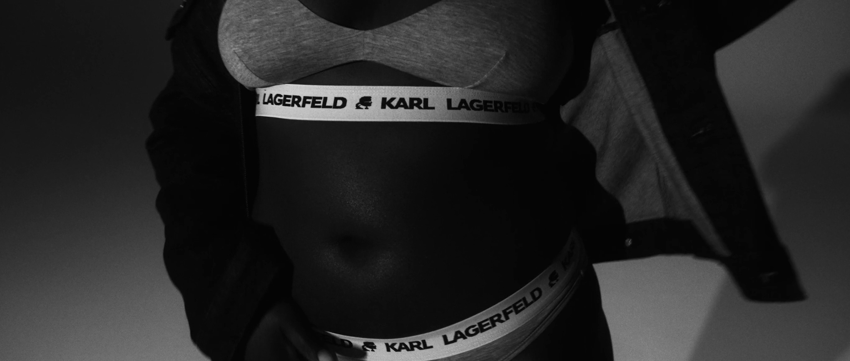 Karl Lagerfeld - UW 2021 (2021) —  shot,  lighting