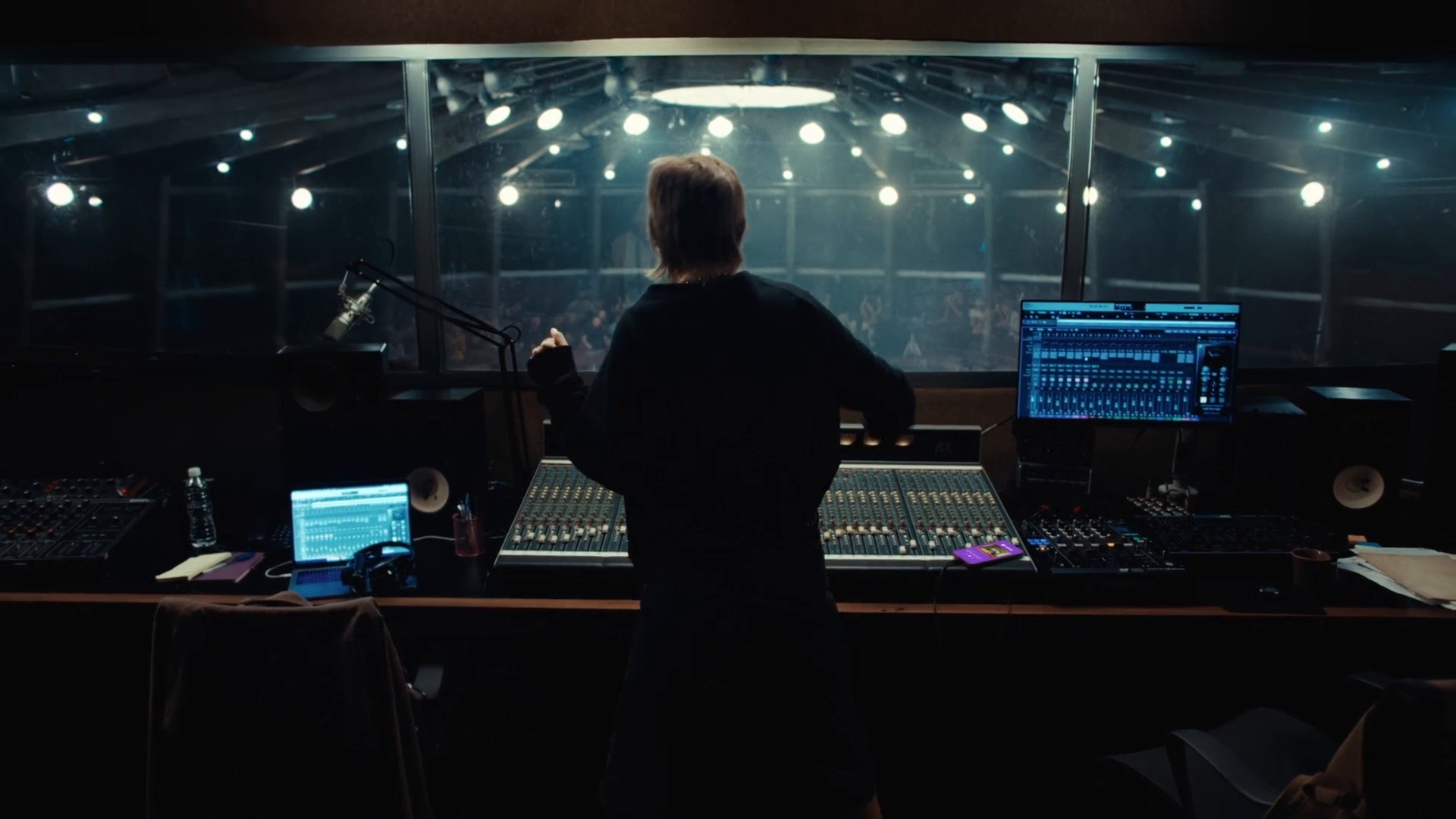 Deezer X Boxe - Live The Music (2025) —  shot,  lighting