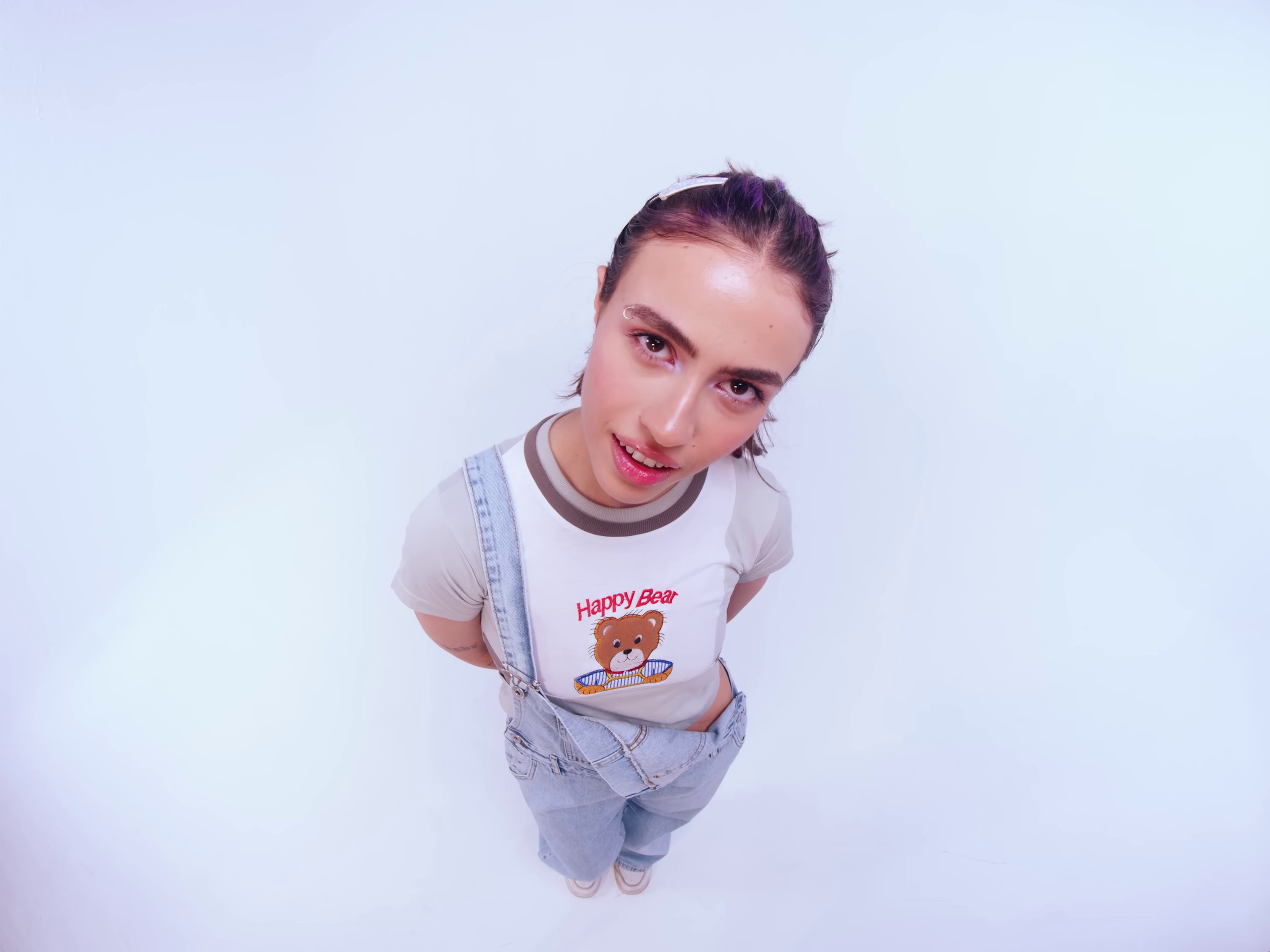 Wana (2023) —  shot,  lighting