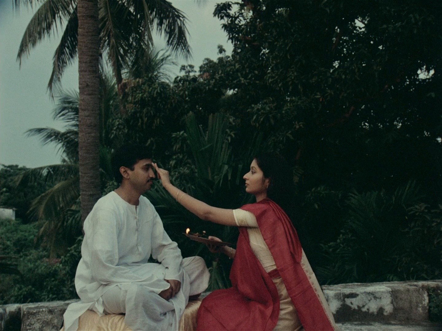 Char Adhyay (1997) —  shot,  lighting
