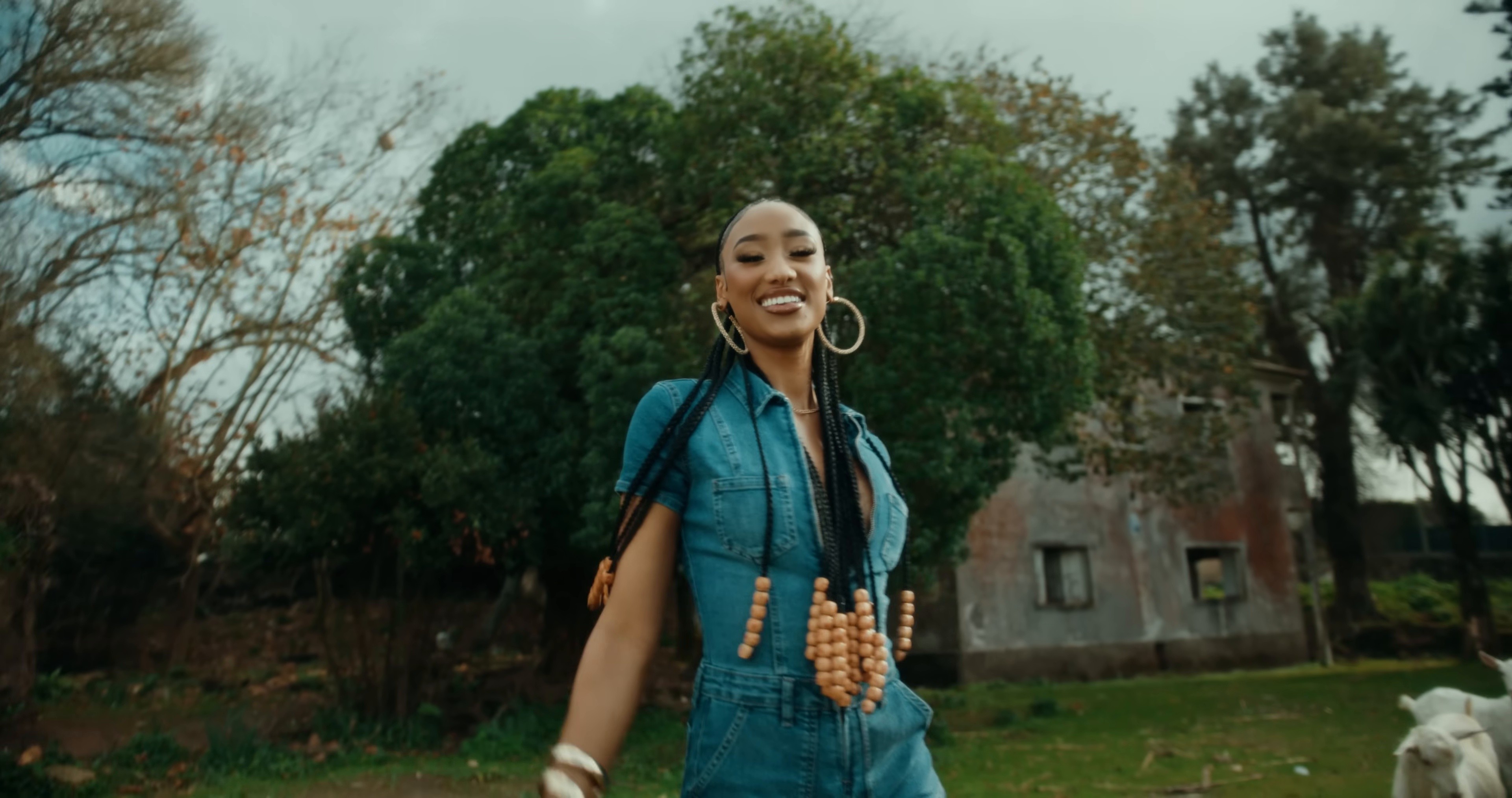 Só Benção (2024) —  shot,  lighting