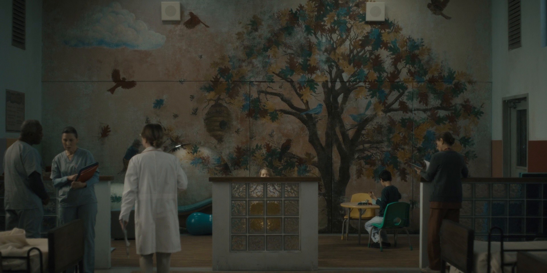 Folie à Deux (2024) —  shot,  lighting