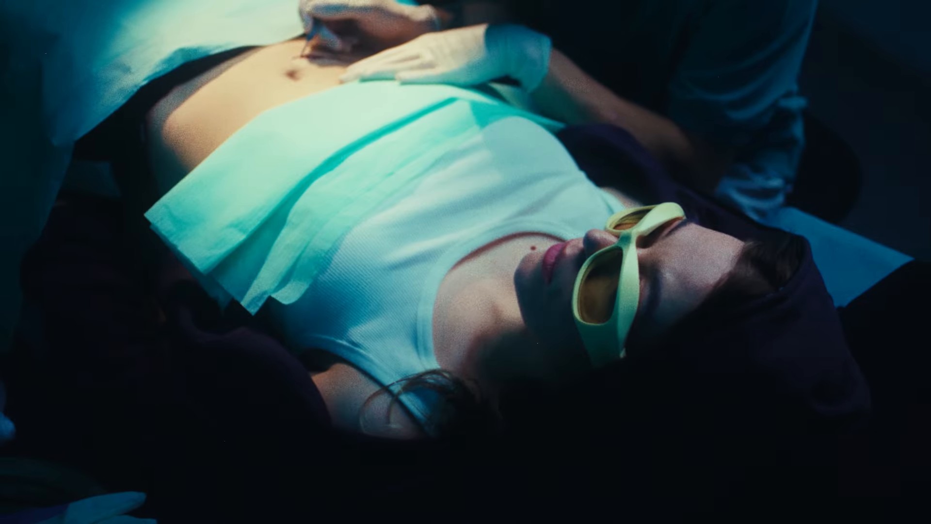 nie vorbei (2024) —  shot,  lighting