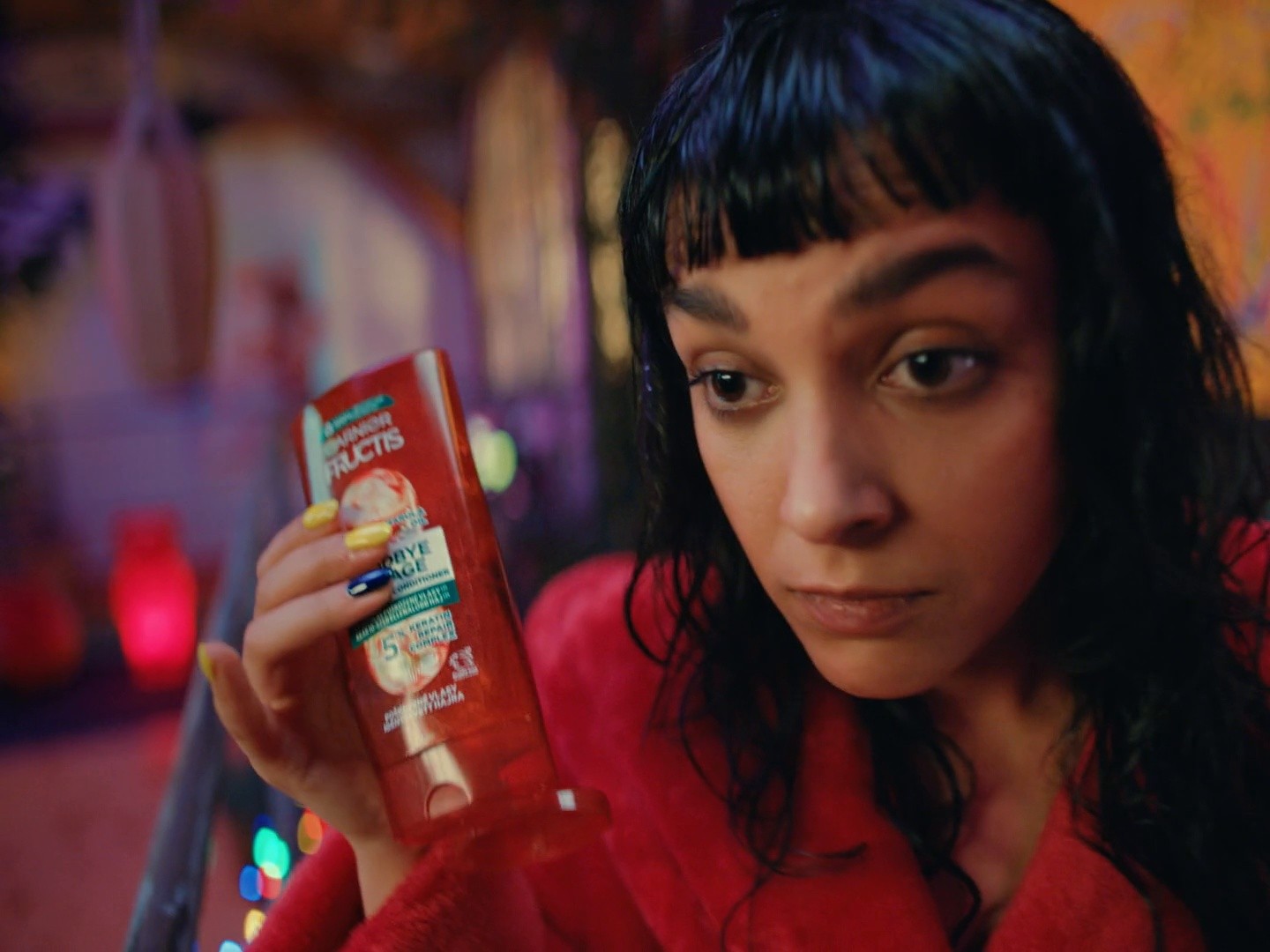 GARNIER FRUCTIS - SHAMPOO SNITCH (2025) —  shot,  lighting