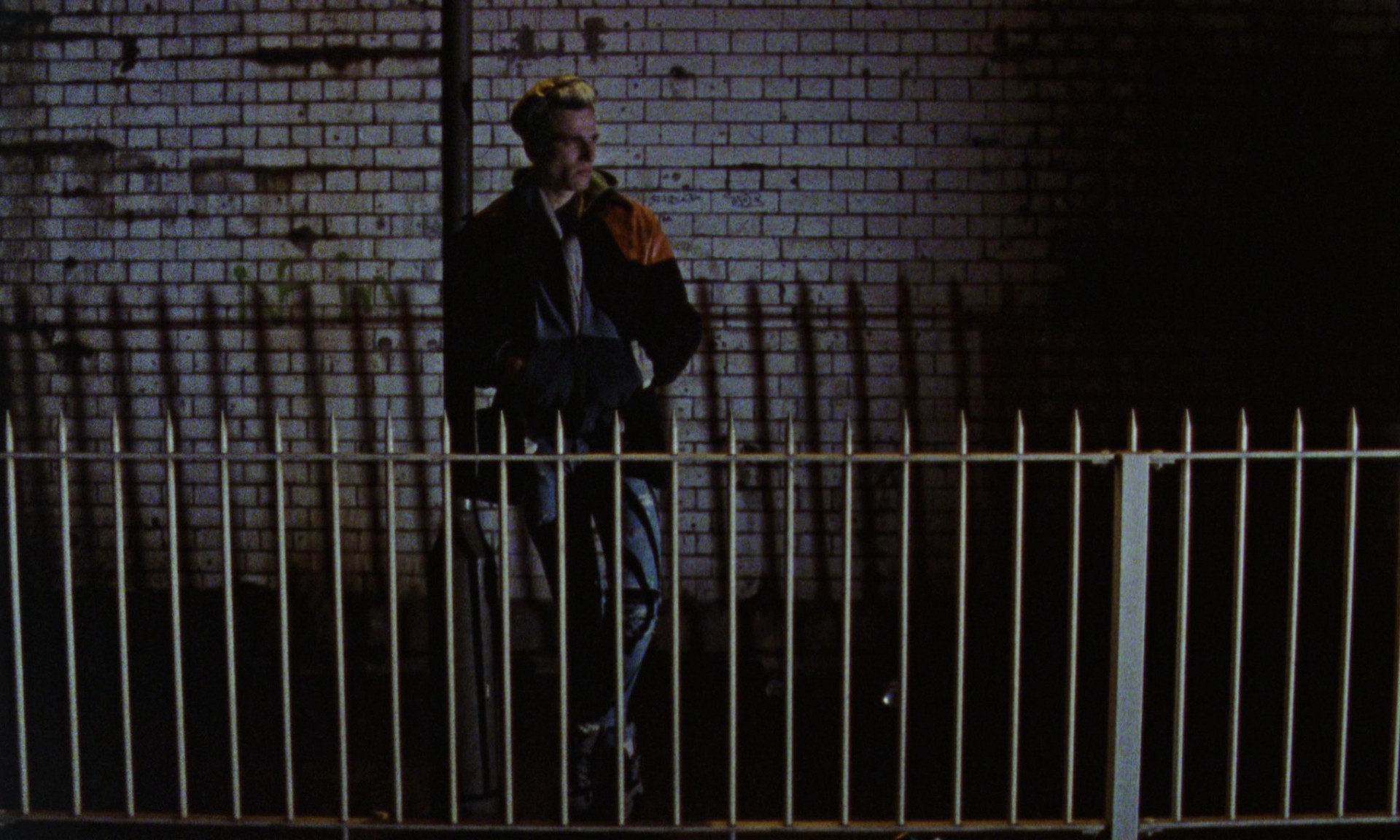My Beautiful Laundrette (1985) —  shot,  lighting