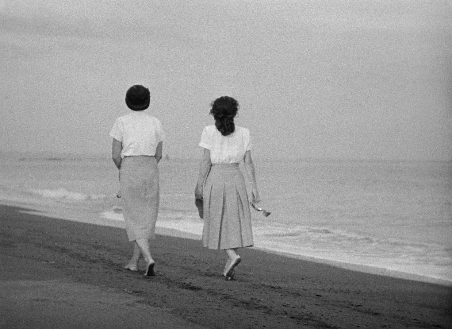 Early Summer (1951) —  shot,  lighting