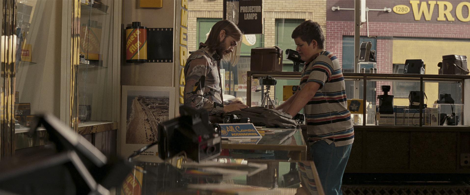 Super 8 (2011) —  shot,  lighting