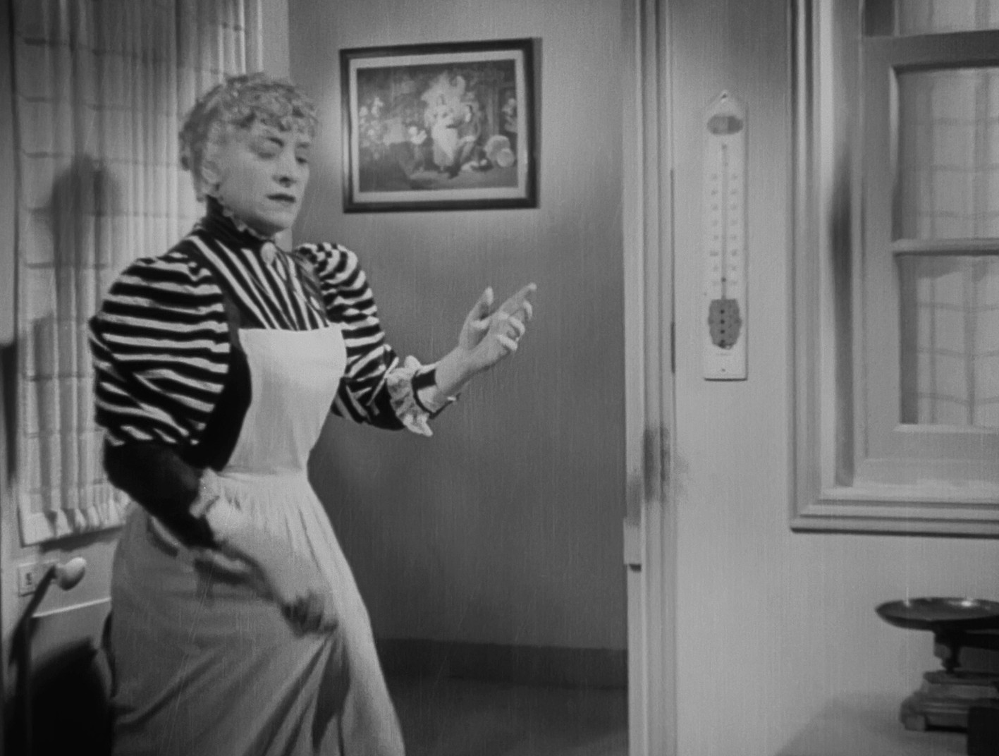 Bizarre, Bizarre (1937) —  shot,  lighting