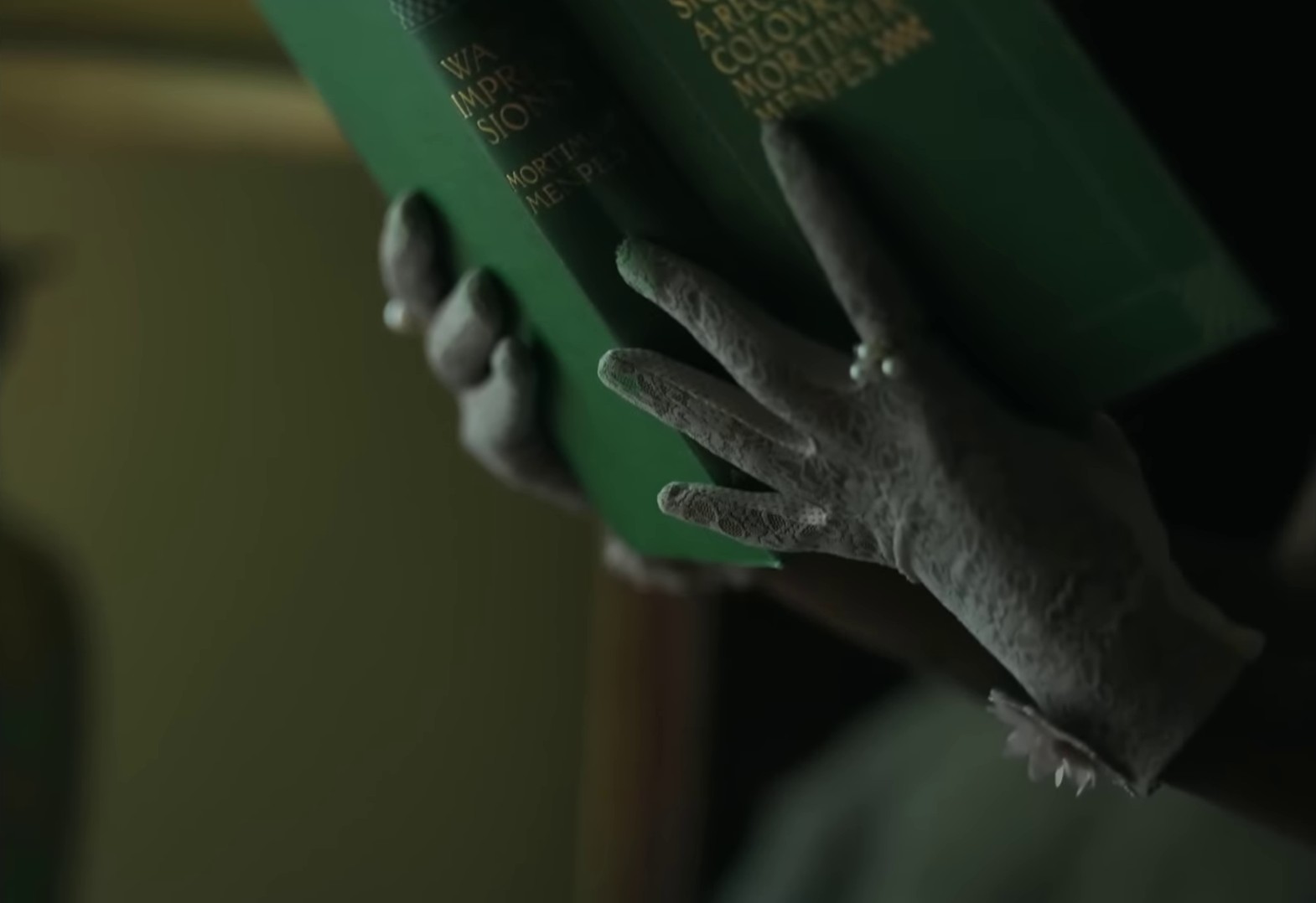 Keeps On (2022) —  shot,  lighting