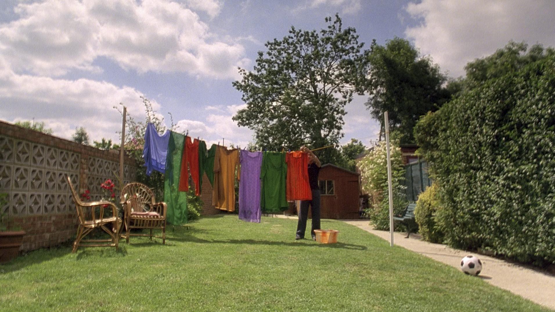 Bend It Like Beckham (2002) —  shot,  lighting