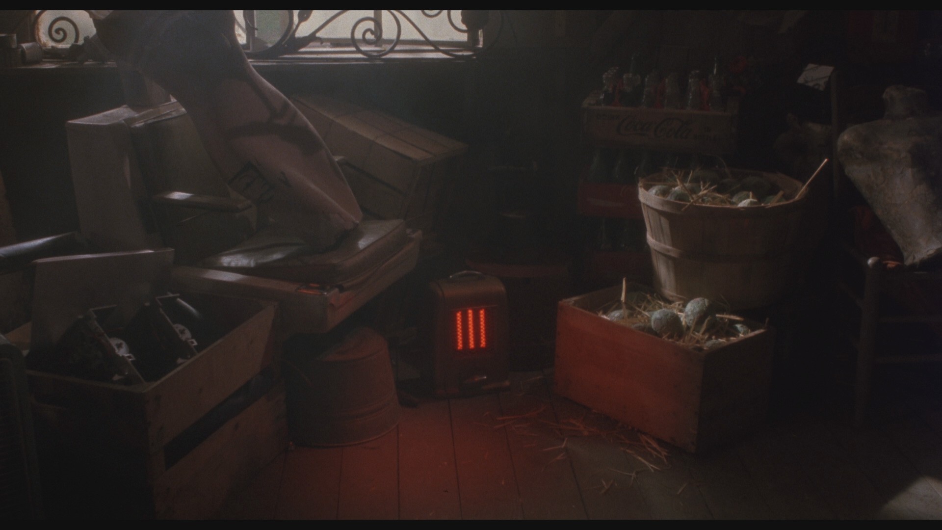 Critters 2 (1988) —  shot,  lighting