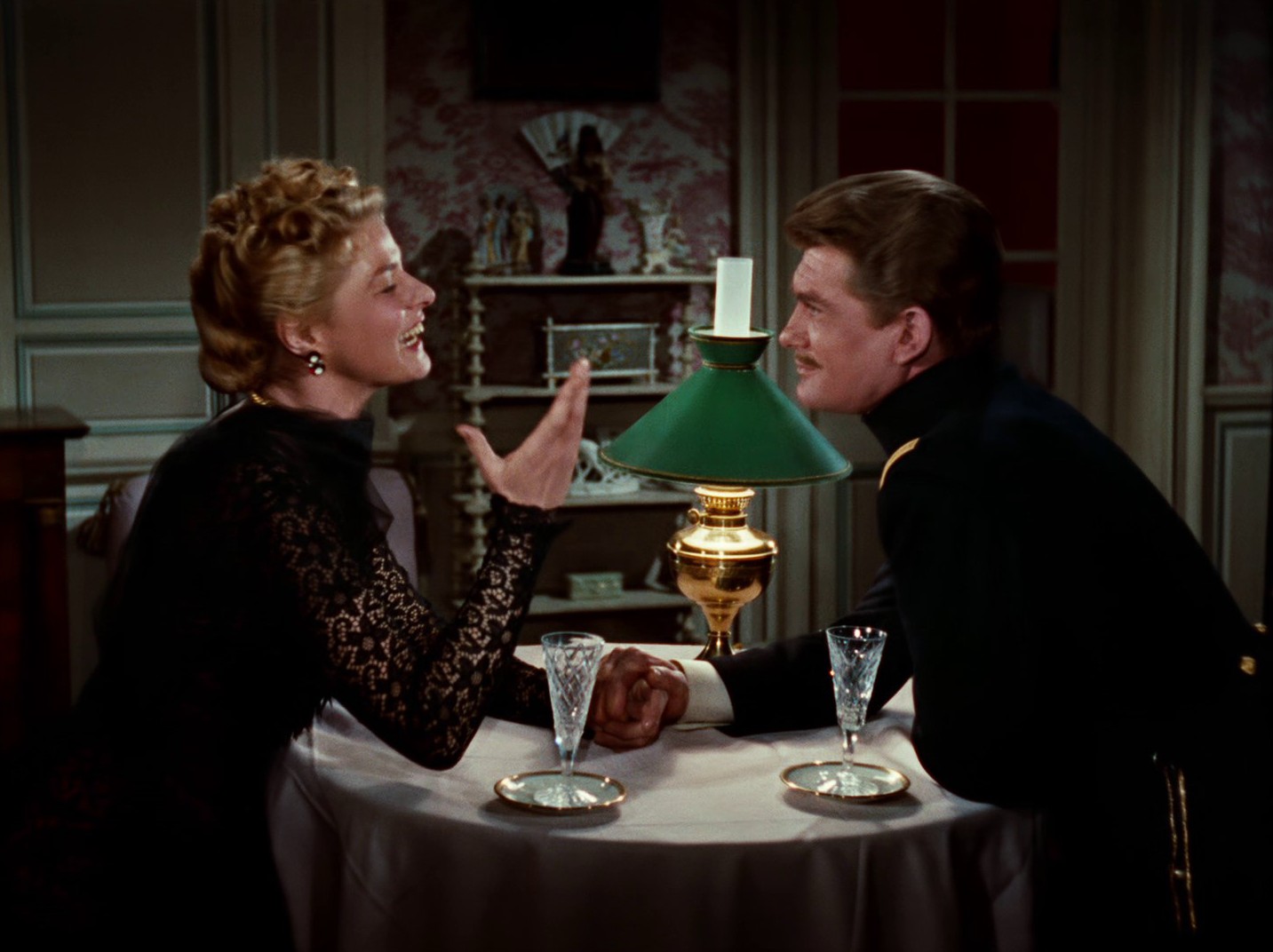 Paris Does Strange Things (1956) —  shot,  lighting