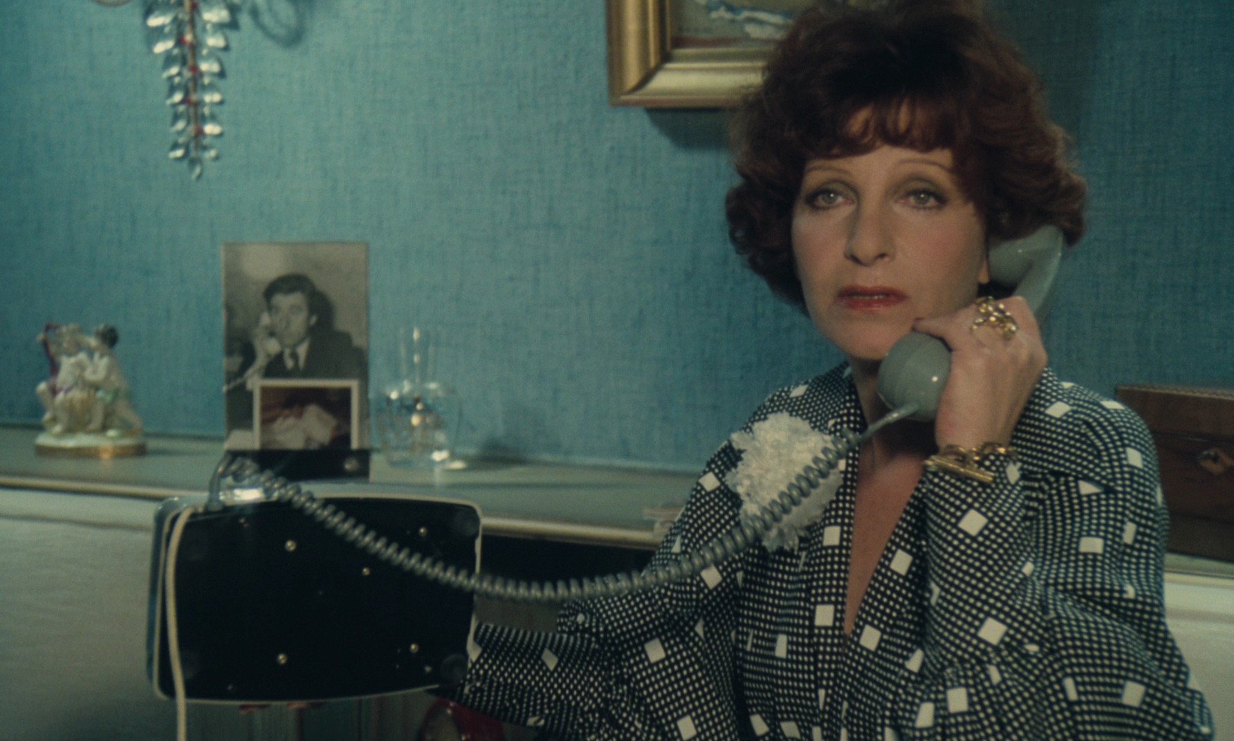 Pas de problème! (1975) —  shot,  lighting