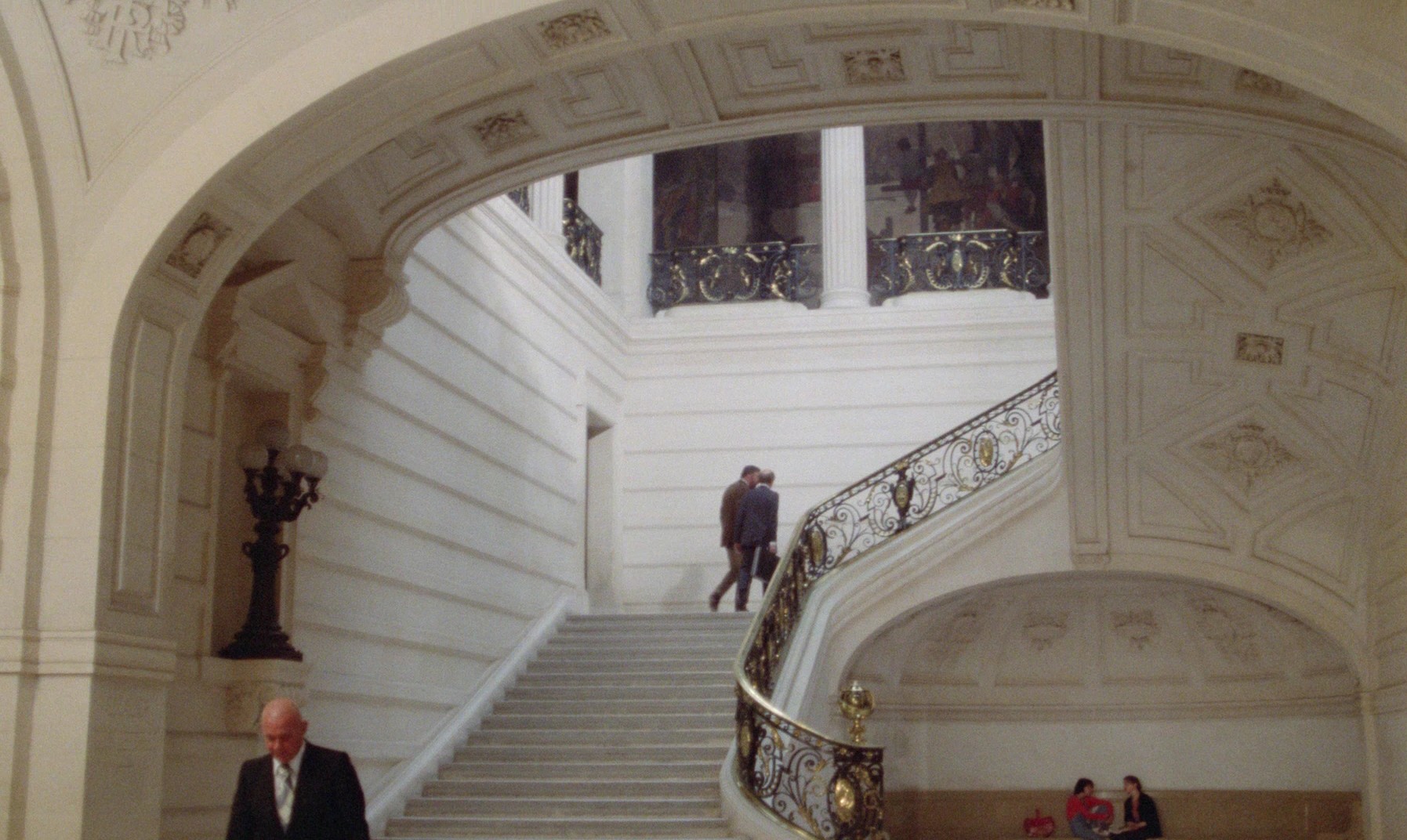 Dear Inspector (1977) —  shot,  lighting