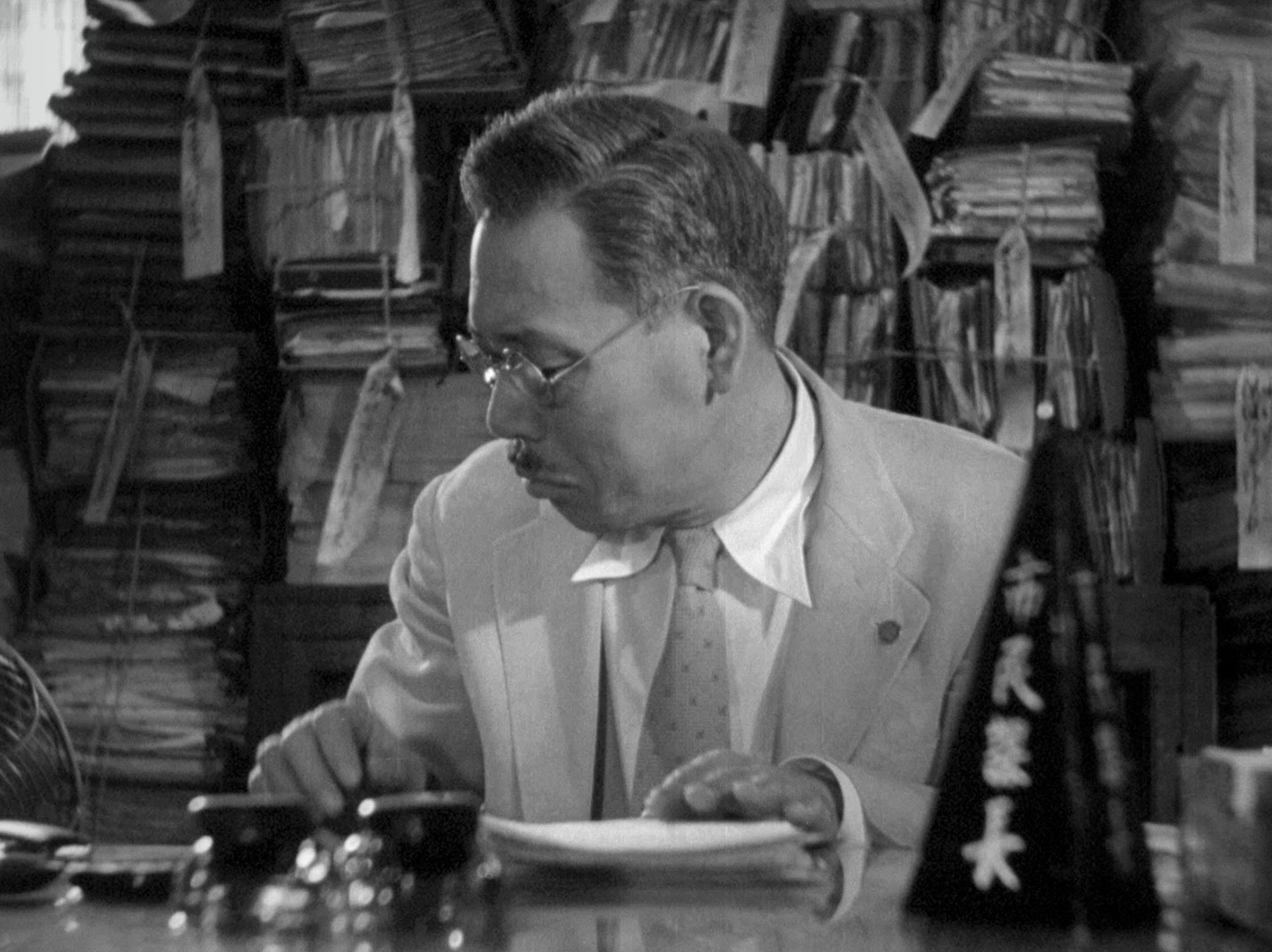 Ikiru (1952) —  shot,  lighting