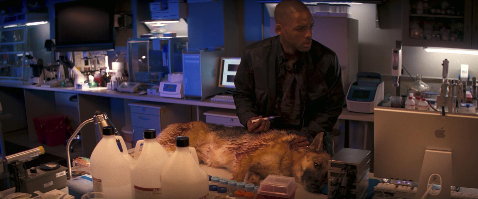 I Am Legend (2007) —  shot,  lighting