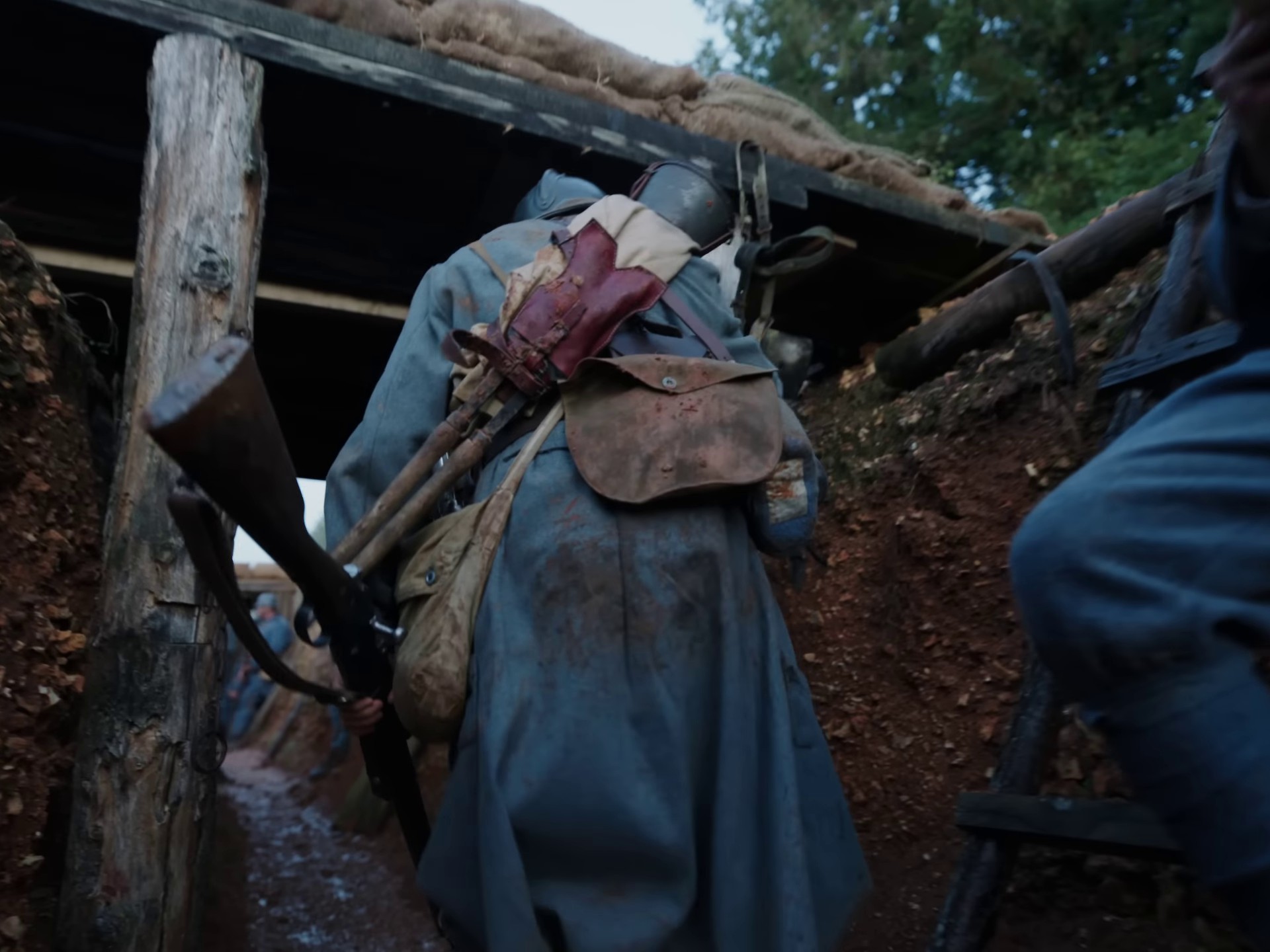 Les oiseaux  (2022) —  shot,  lighting