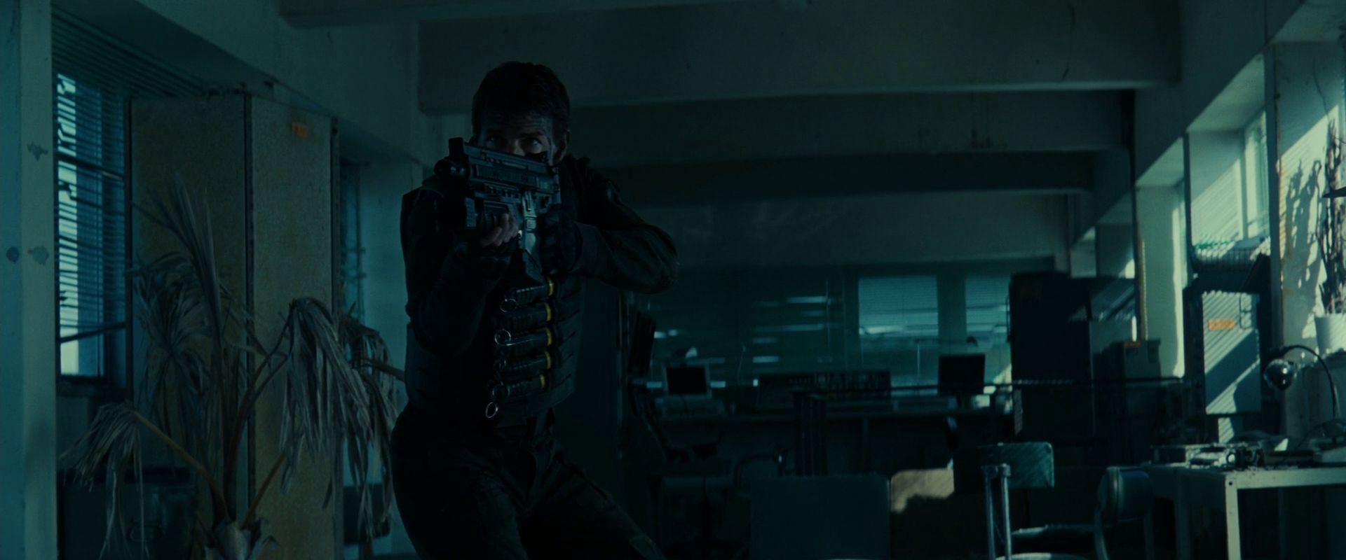 Edge of Tomorrow (2014) —  shot,  lighting