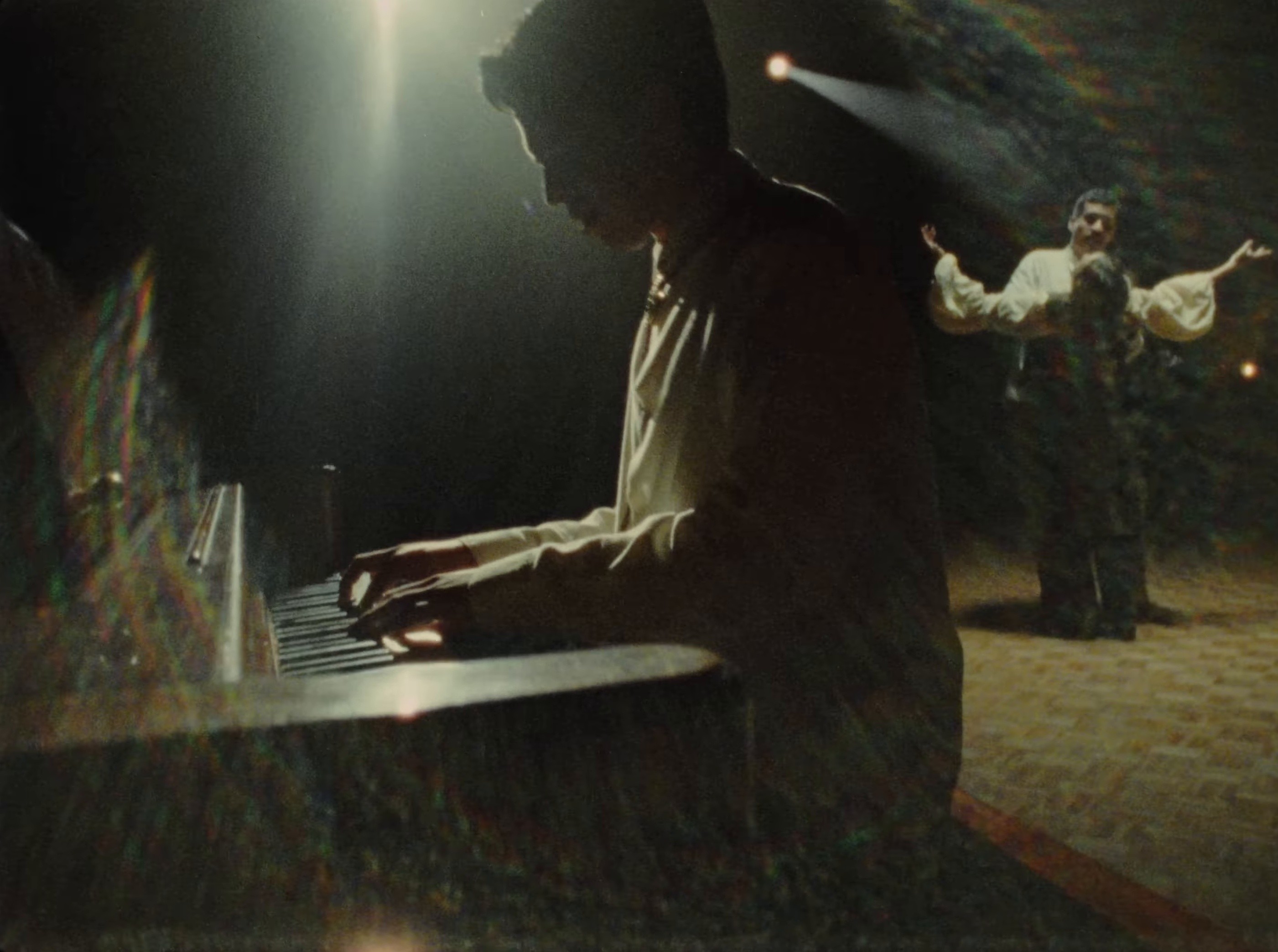 Como Quisiera Quererte (2025) —  shot,  lighting