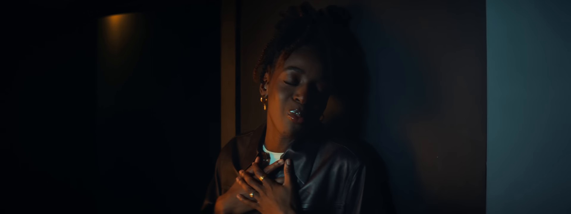 met someone (2024) —  shot,  lighting