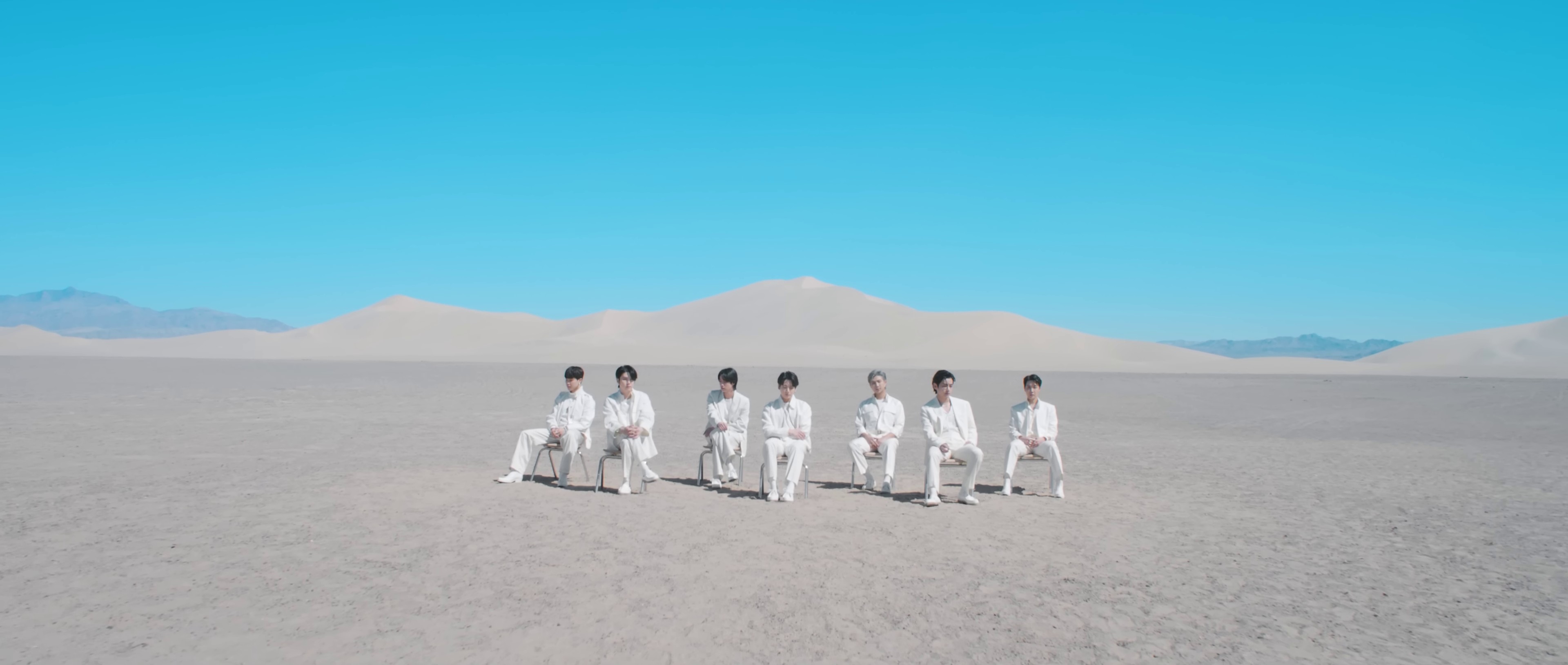 Yet To Come (The Most Beautiful Moment) (2022) —  shot,  lighting