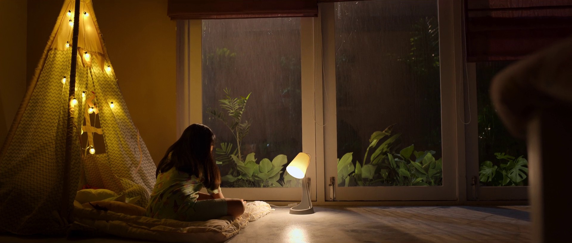 Hi Nanna (2023) —  shot,  lighting