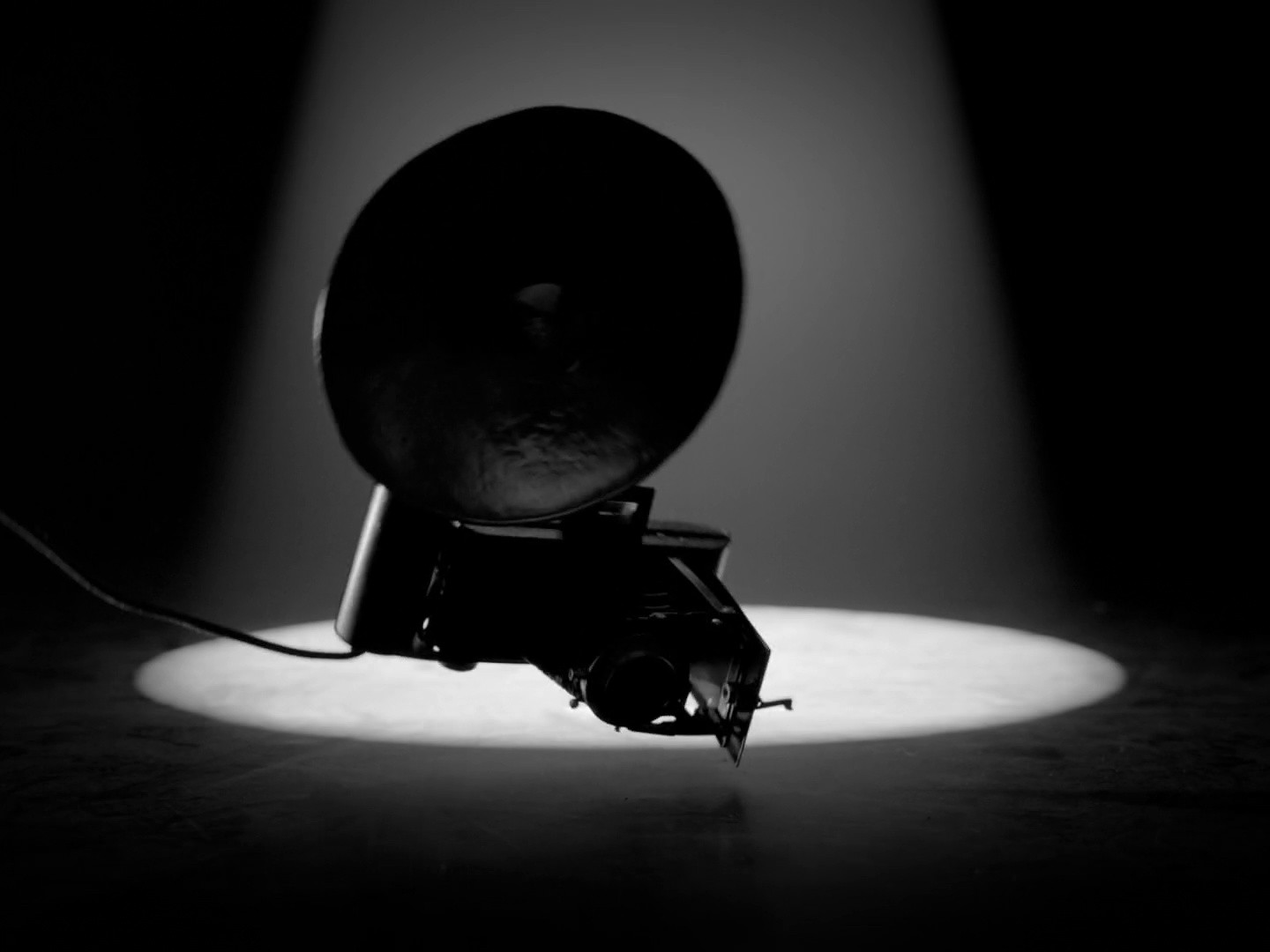 Volfas Engelman (2019) —  shot,  lighting