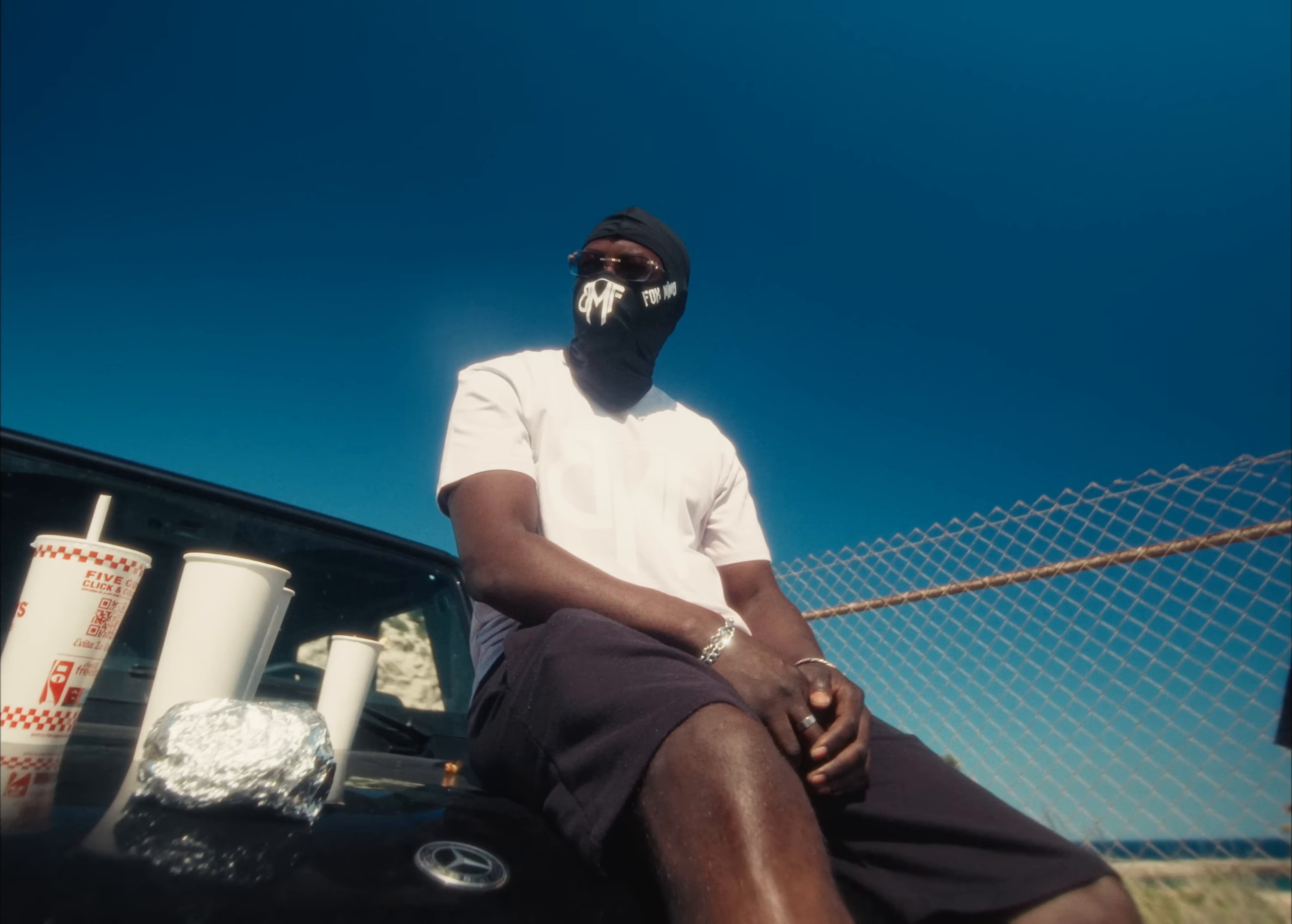 Un peu d'amour (2024) —  shot,  lighting