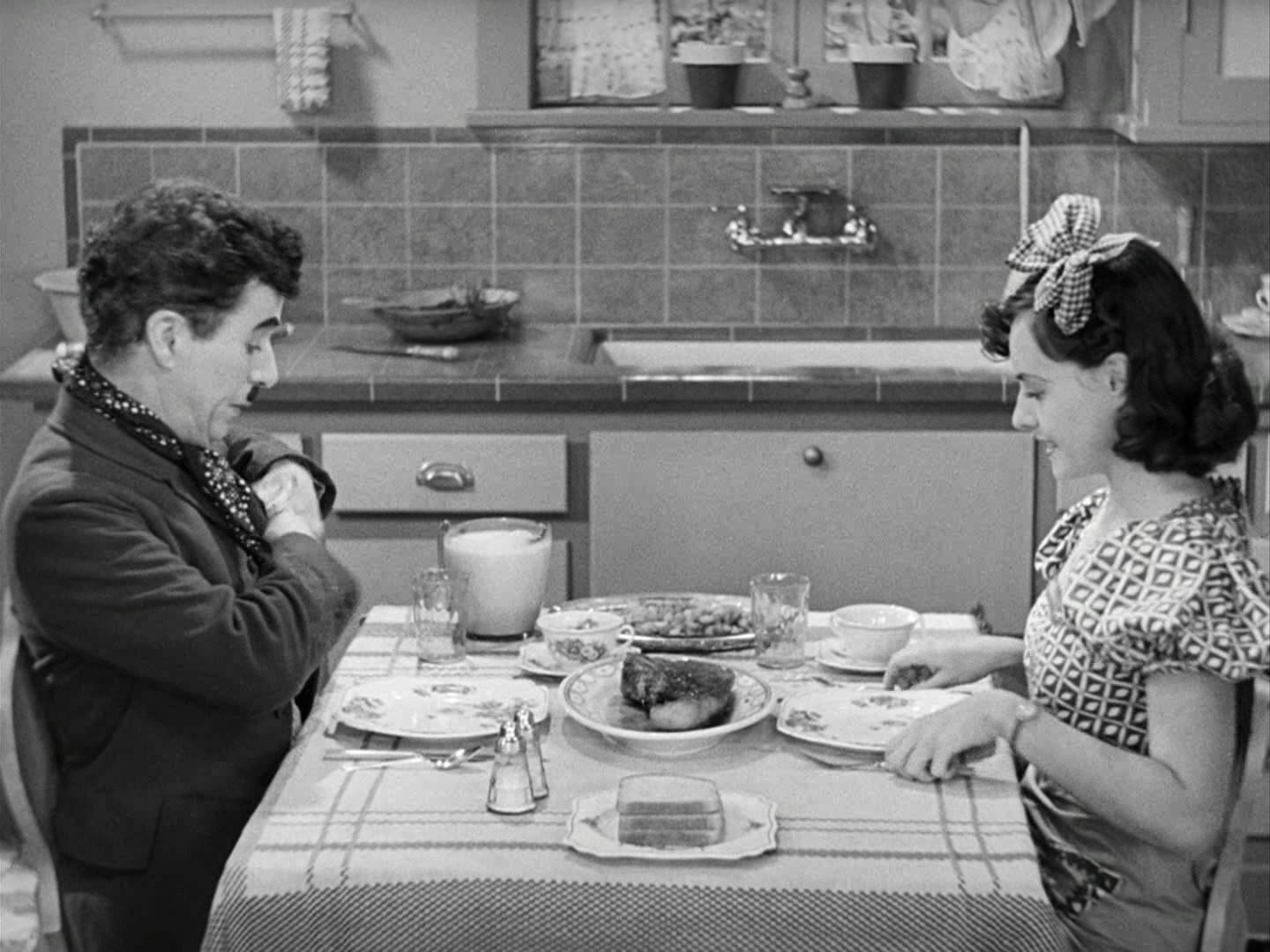 Modern Times (1936) —  shot,  lighting