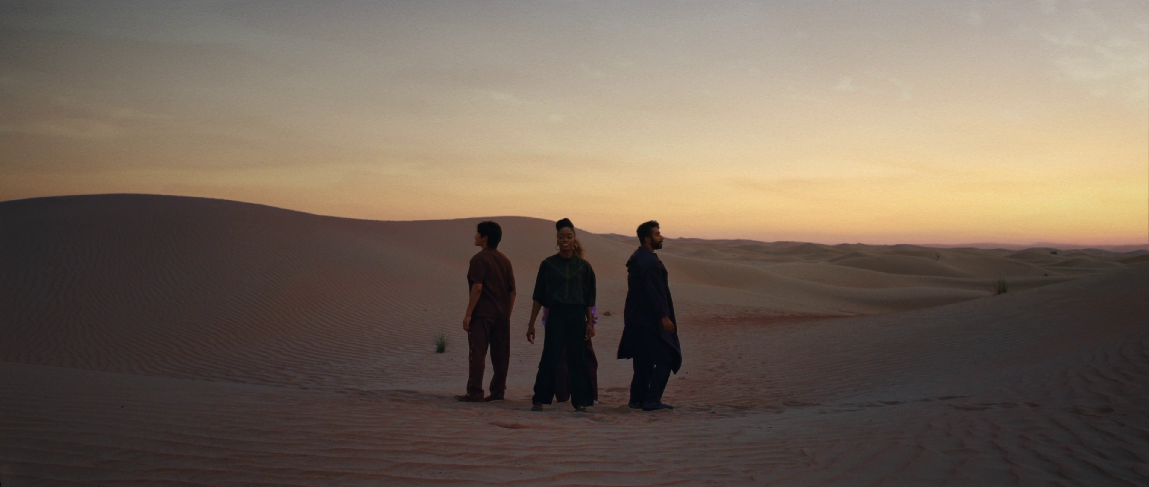 Experience Abu Dhabi - Find Your Pace (2024) —  shot,  lighting