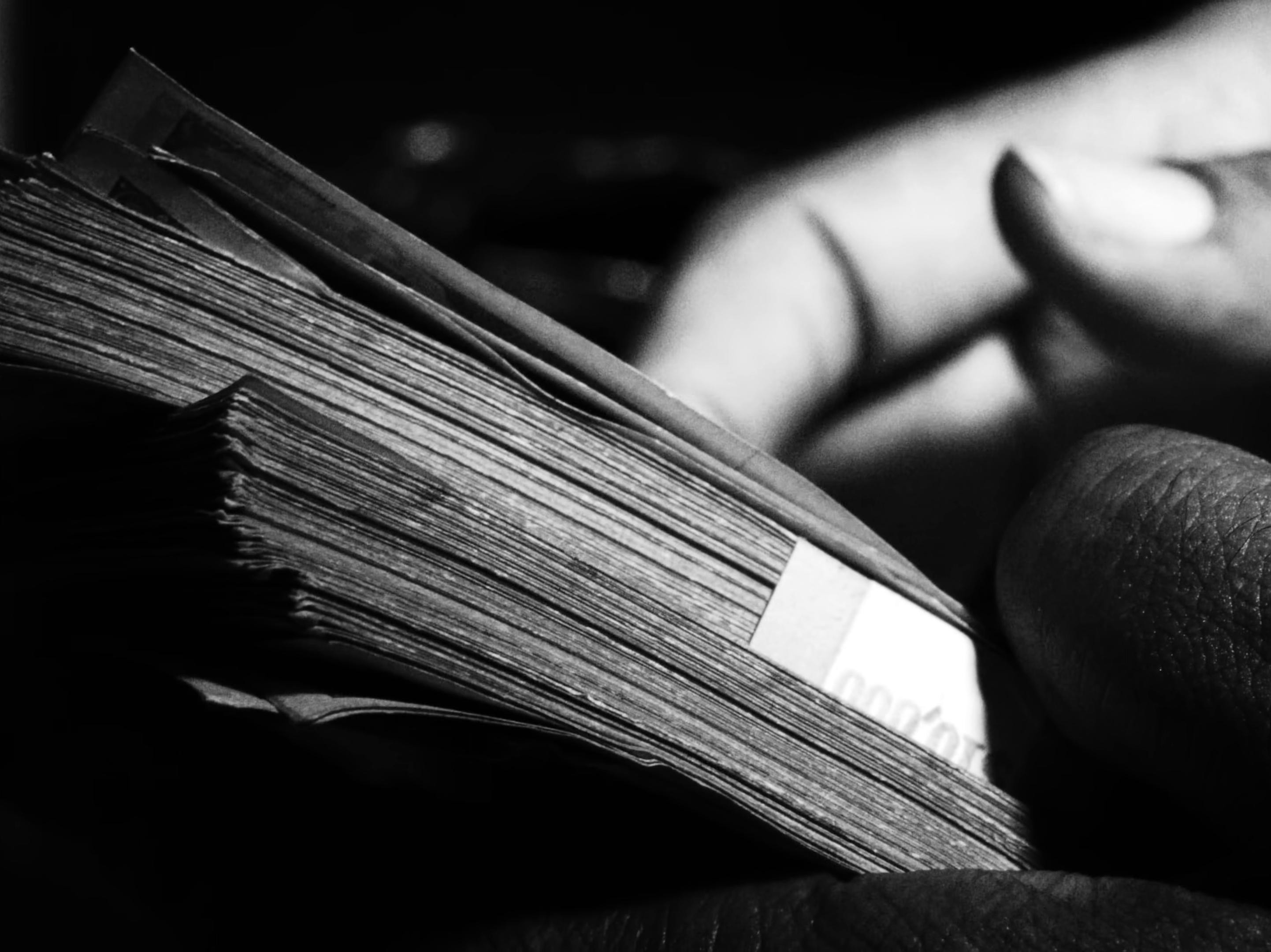 F.I.C.O. (2025) —  shot,  lighting