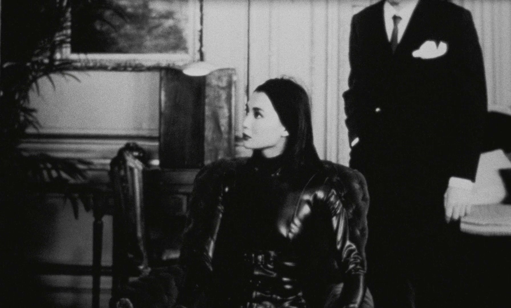 Irma Vep (1996) —  shot,  lighting