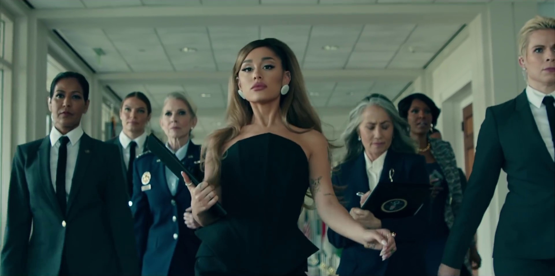 positions (2020) —  shot,  lighting