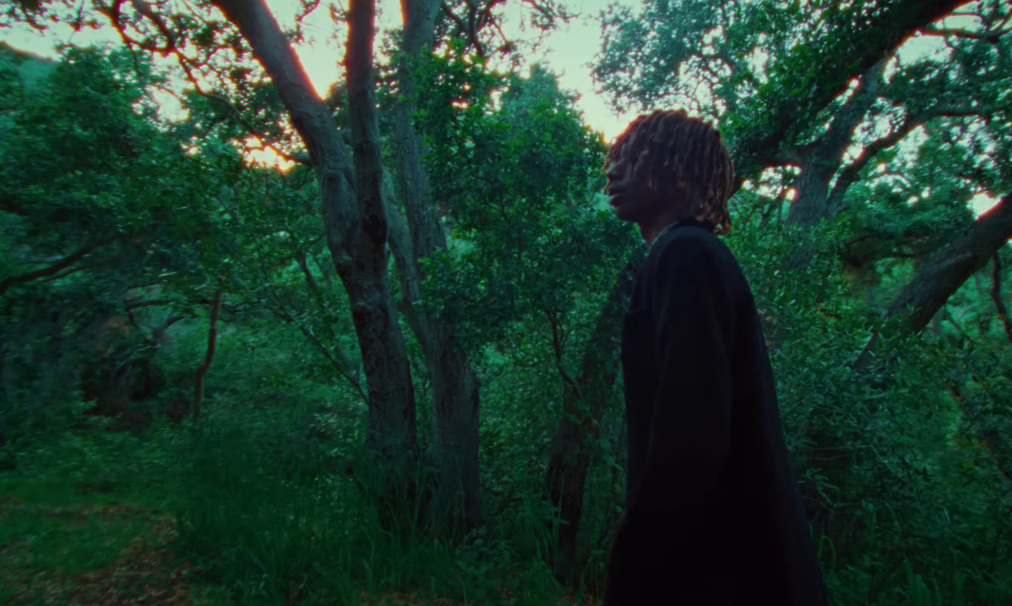 Pretty girls (2023) —  shot,  lighting