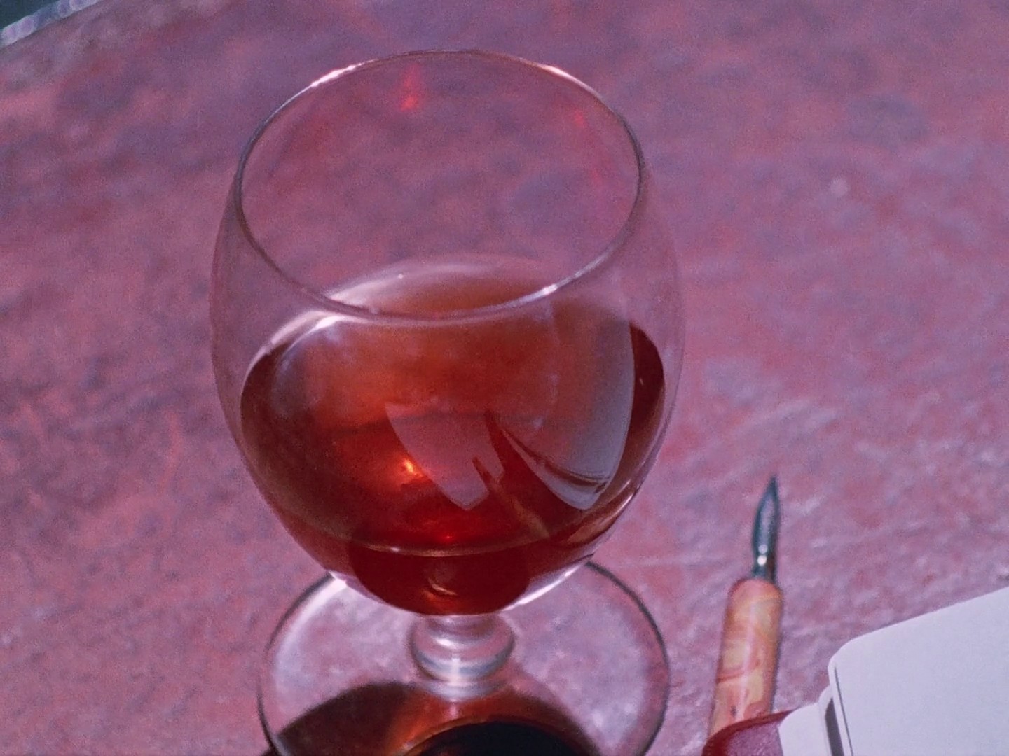 Three Crowns of the Sailor (1983) —  shot,  lighting