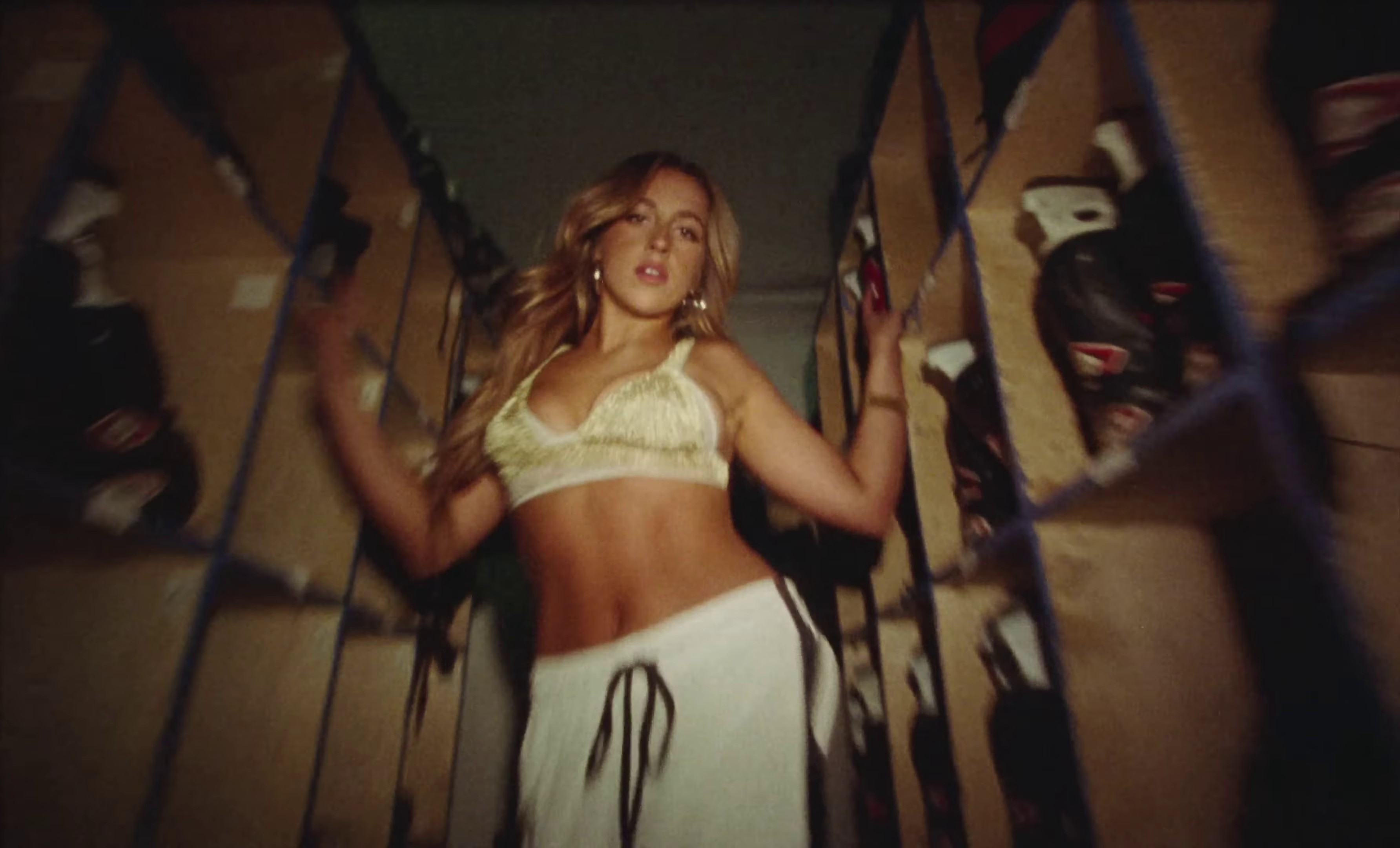 greedy (2023) —  shot,  lighting