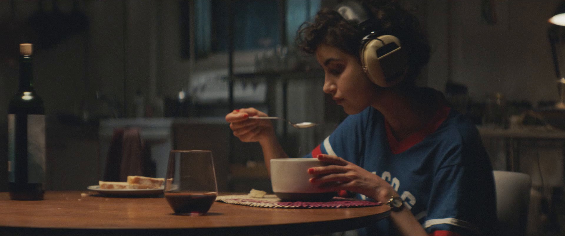 Facebook : Drummers (2017) —  shot,  lighting